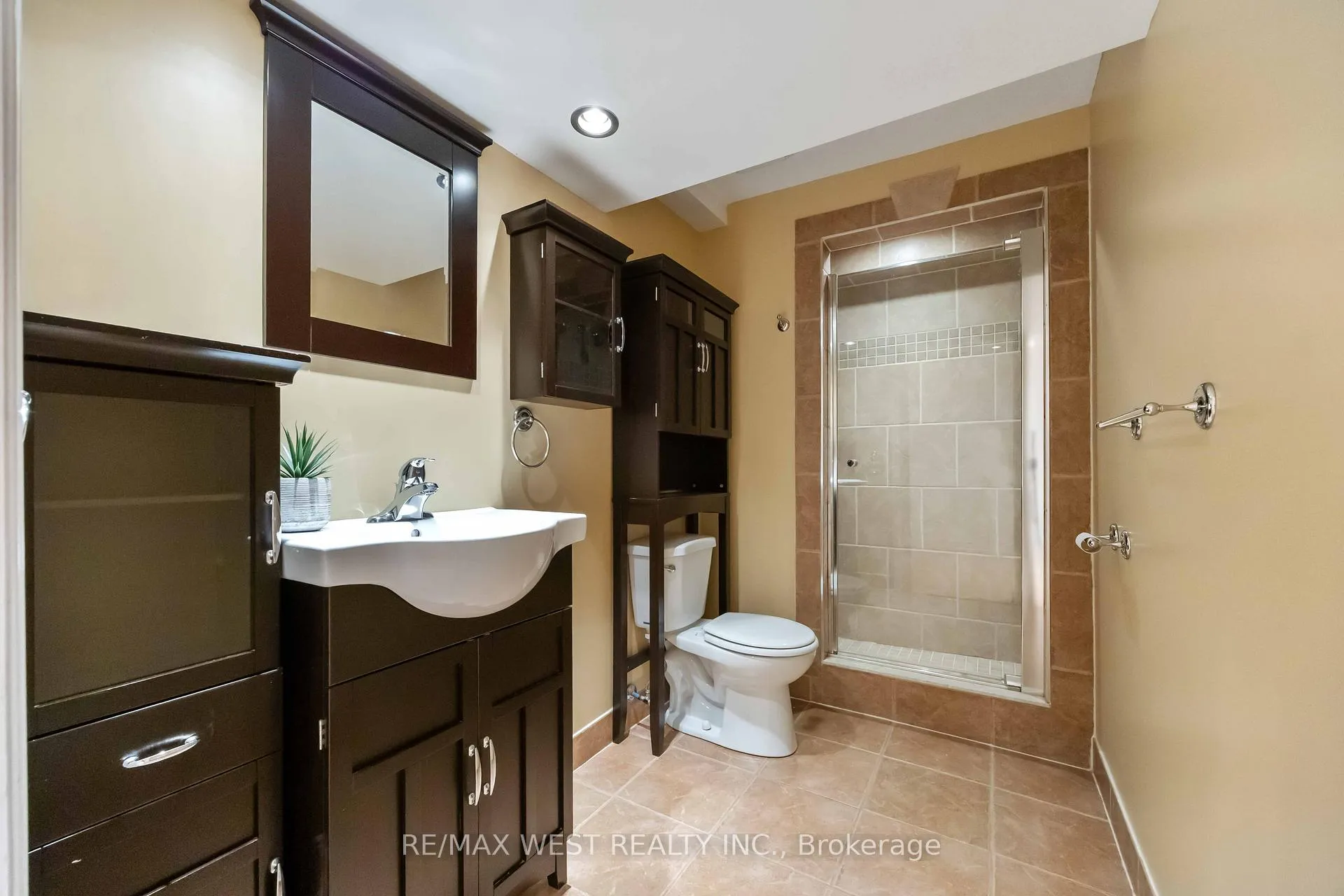 Photo 29 of 87 Warman Street, New Tecumseth, Alliston — HOMEH