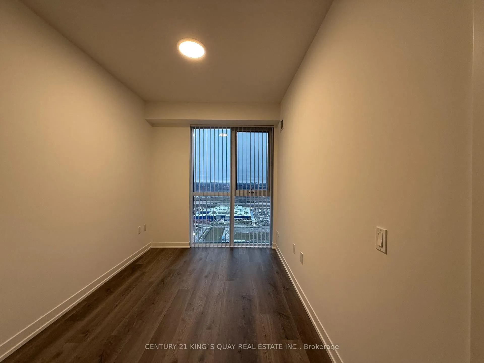 Photo 10 of Unit 3312, 8 Interchange Way, Vaughan, Vaughan Corporate Centre — HOMEH