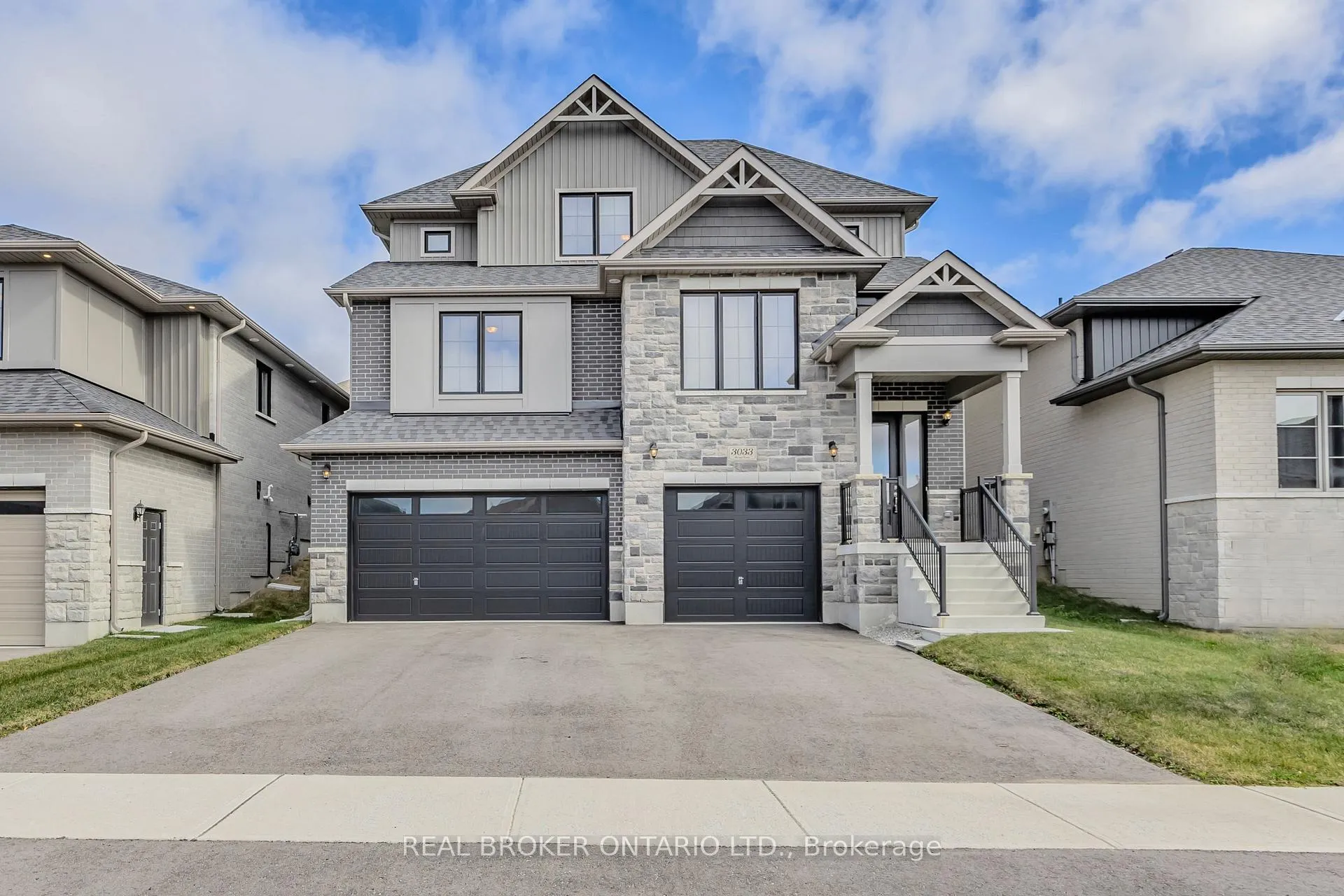 Front of 3033 Sierra Drive
