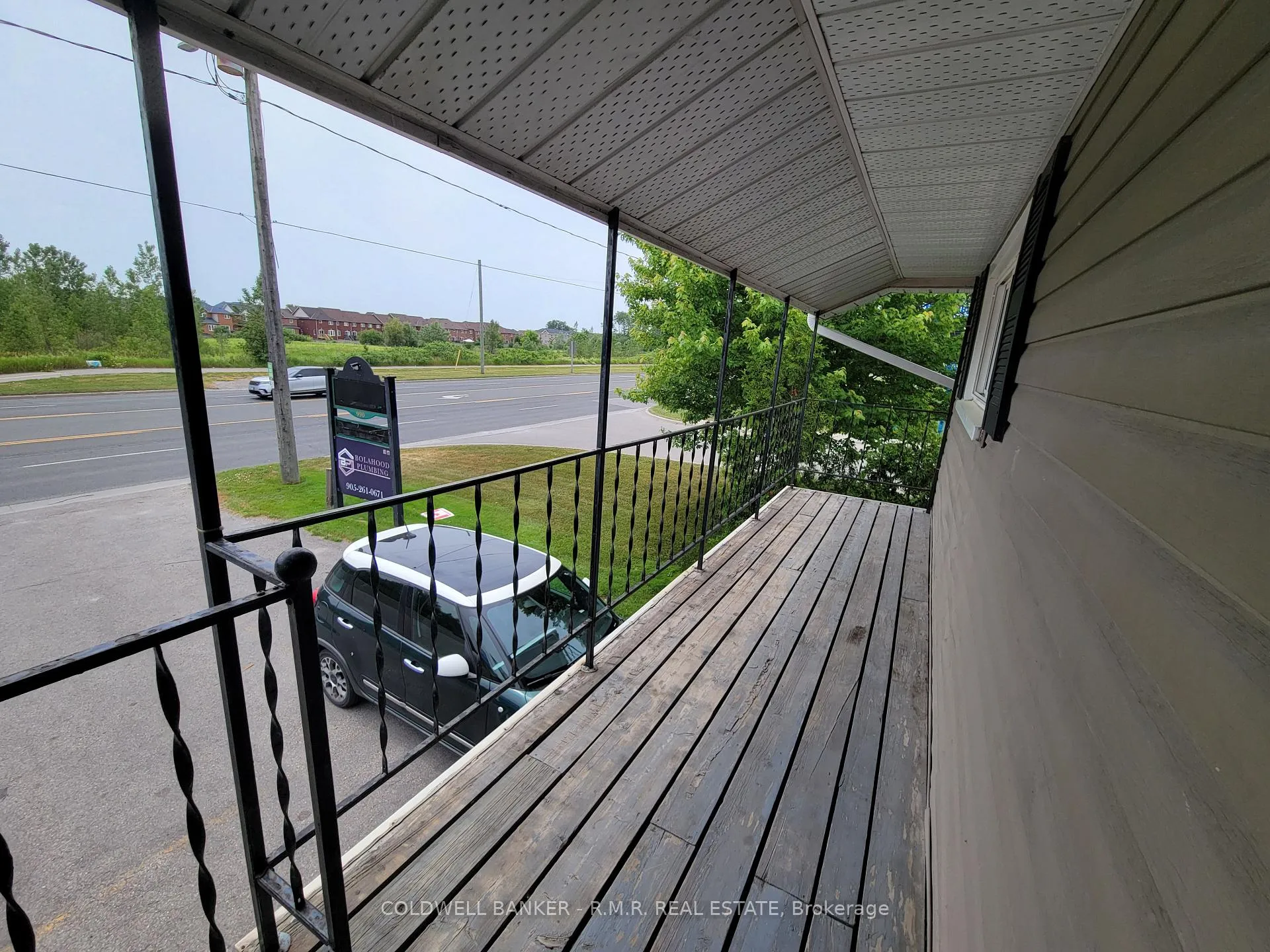 Photo 9 of Unit Upper, 990 Taunton Road E, Whitby, Taunton North — HOMEH