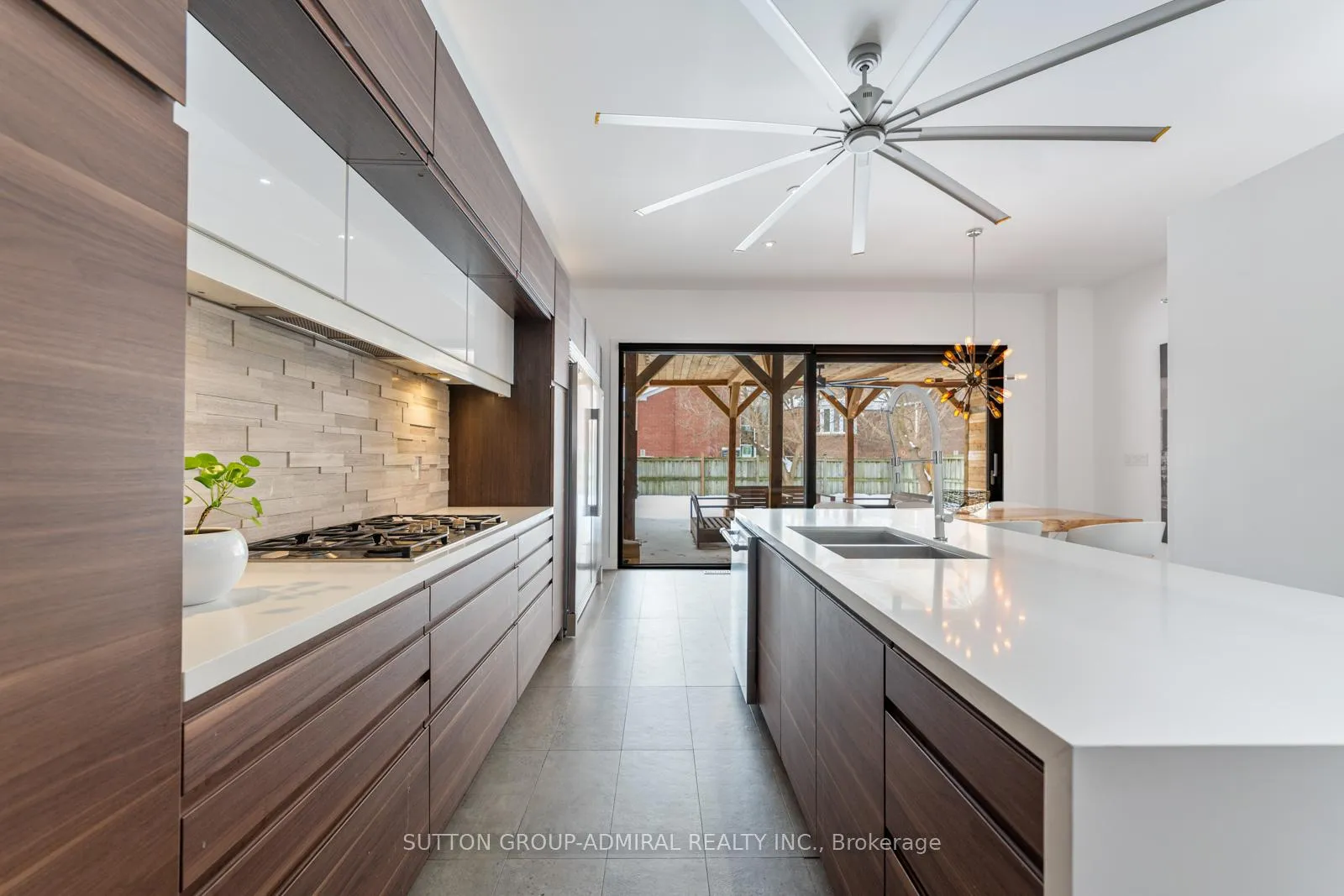 Photo 7 of 22 George Street, Markham, Old Markham Village — HOMEH