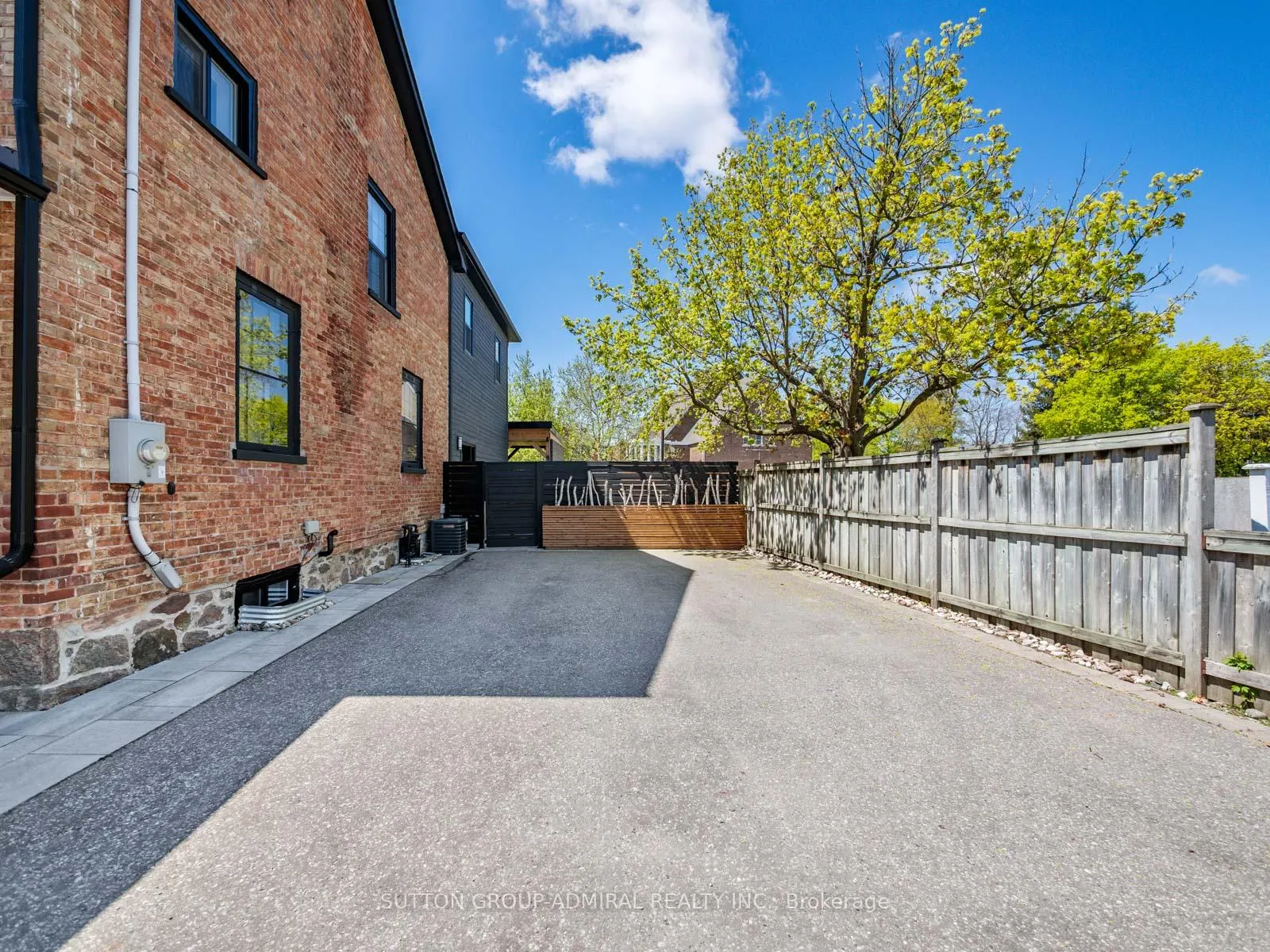 Photo 48 of 22 George Street, Markham, Old Markham Village — HOMEH