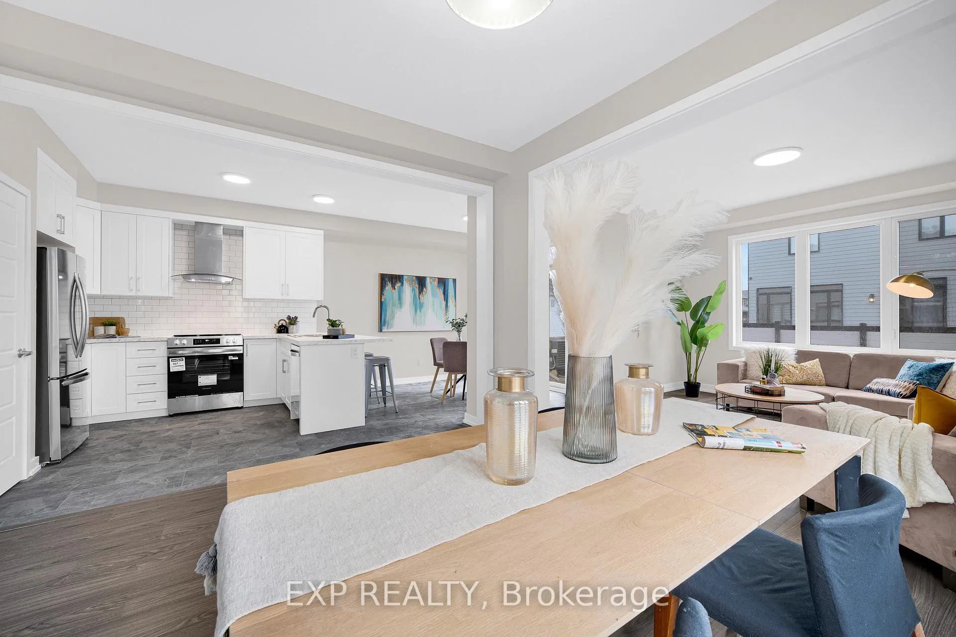 Photo 11 of 535 Filly Terrace, Ottawa, Richmond — HOMEH