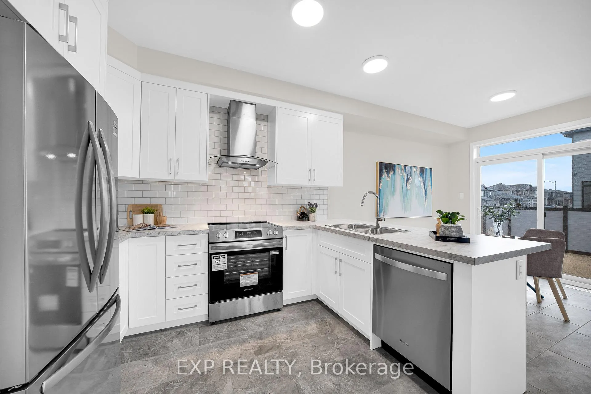 Photo 13 of 535 Filly Terrace, Ottawa, Richmond — HOMEH