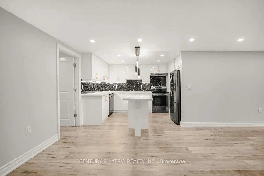Photo 16 of 184 Way's Bay Drive, Georgina, Keswick North — HOMEH