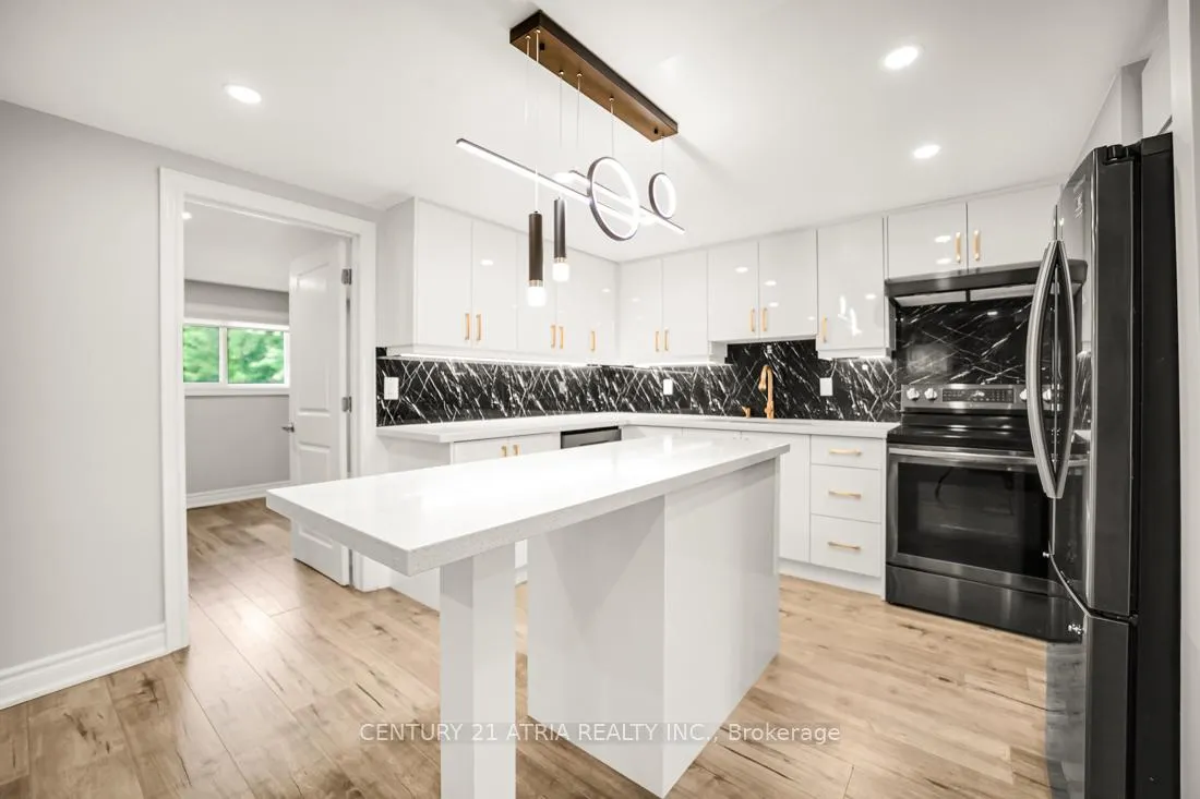 Photo 17 of 184 Way's Bay Drive, Georgina, Keswick North — HOMEH