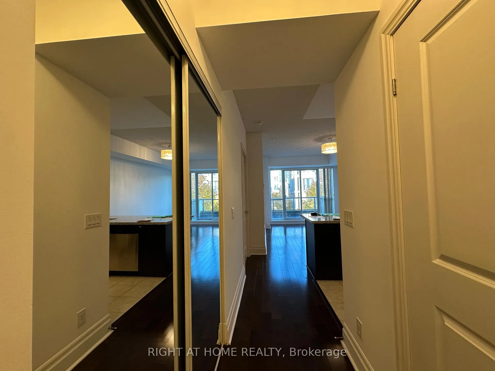 Photo 1 of Unit 320, 39 Upper Duke Crescent, Markham, Unionville — HOMEH