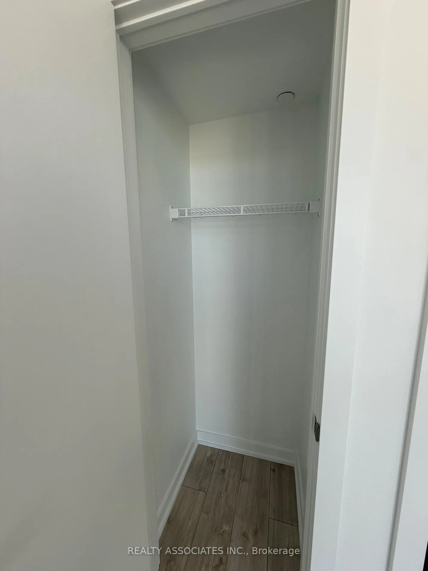Photo 11 of Unit 810, 750 Whitlock Avenue, Milton, Cobban — HOMEH