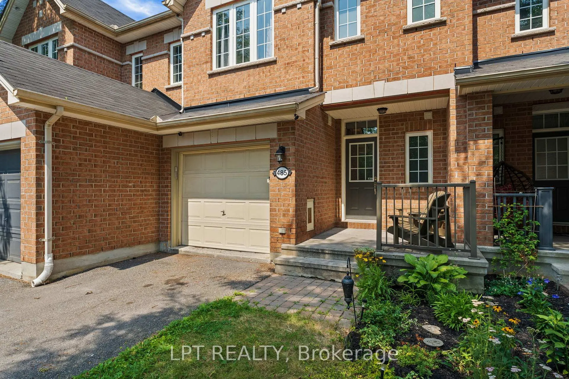 Photo 4 of 485 Grey Seal Circle, Ottawa, Riverside South/Gloucester Glen — HOMEH