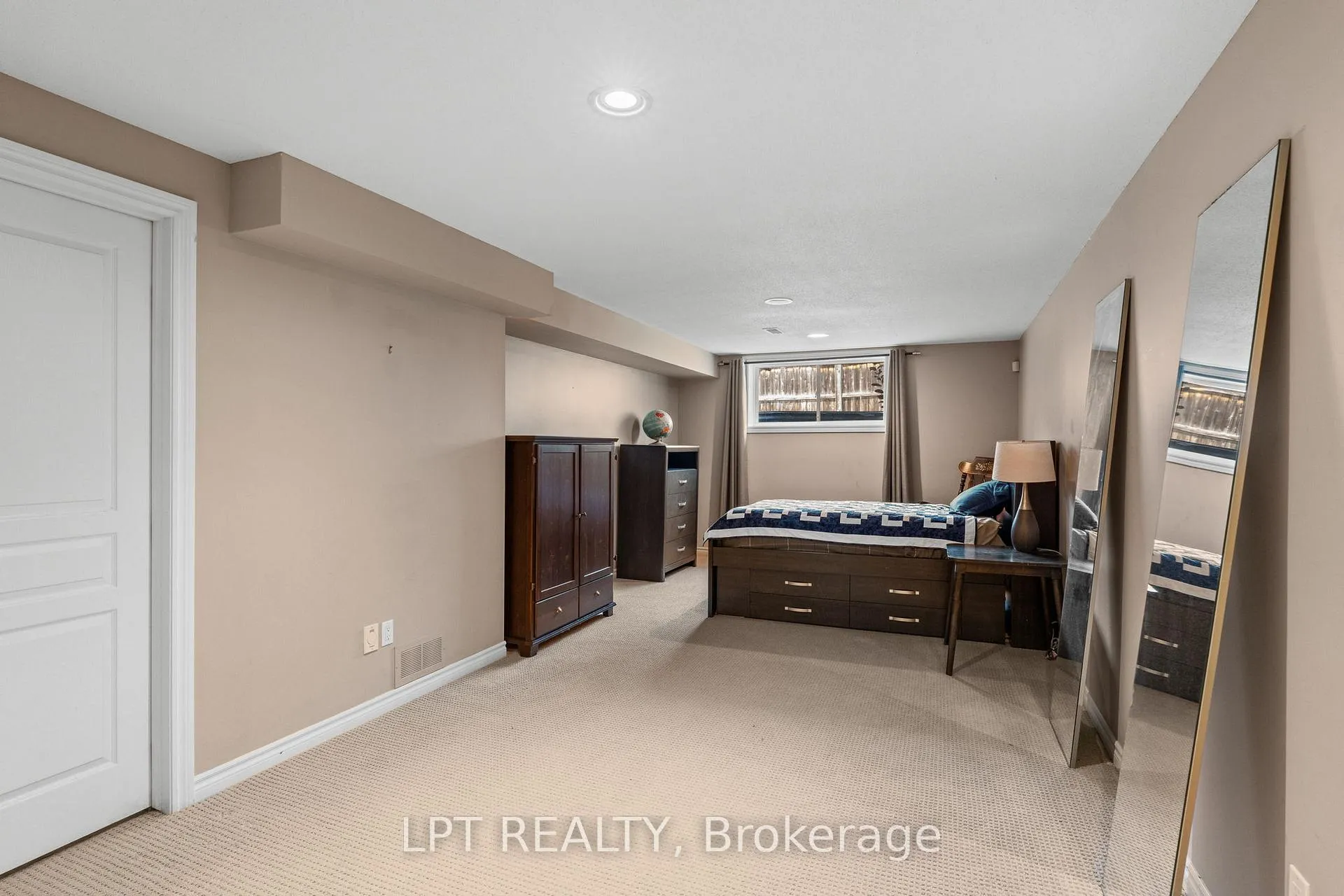 Photo 32 of 485 Grey Seal Circle, Ottawa, Riverside South/Gloucester Glen — HOMEH