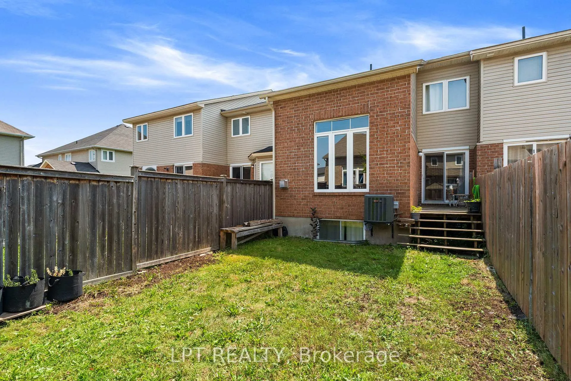 Photo 39 of 485 Grey Seal Circle, Ottawa, Riverside South/Gloucester Glen — HOMEH