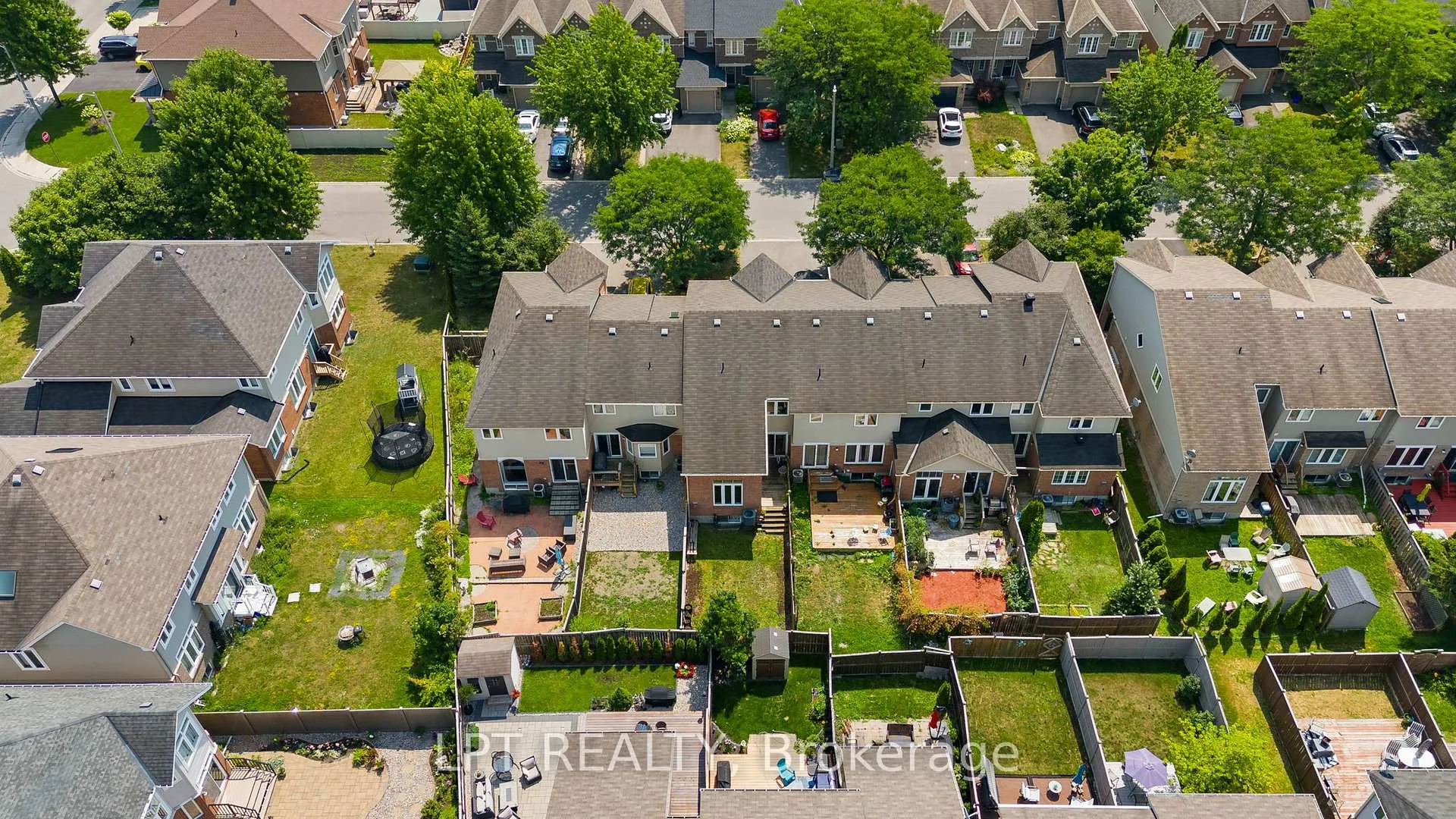 Photo 45 of 485 Grey Seal Circle, Ottawa, Riverside South/Gloucester Glen — HOMEH