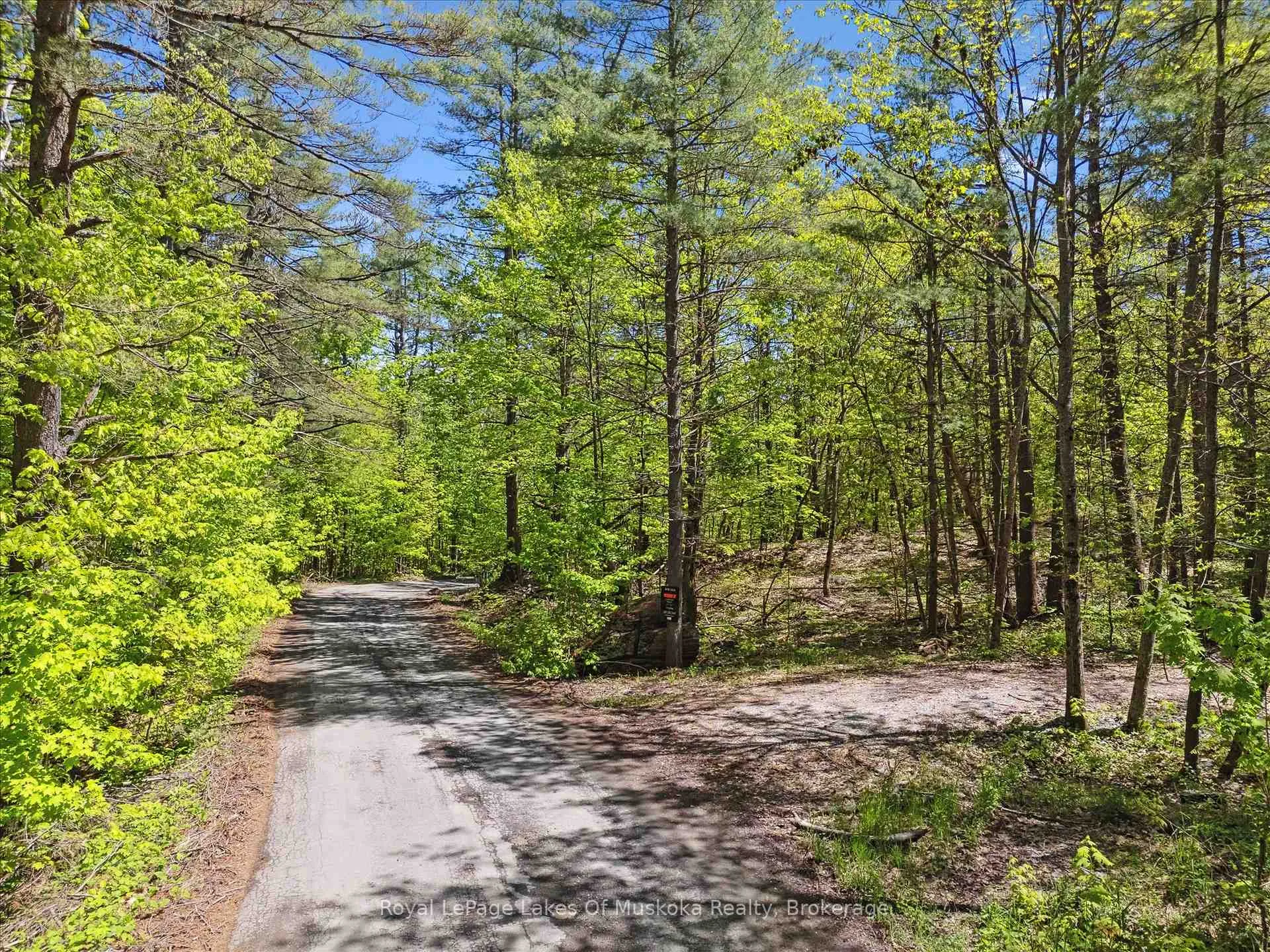 Photo 7 of Sunset Bay Road, Gravenhurst, Wood (Gravenhurst) — HOMEH