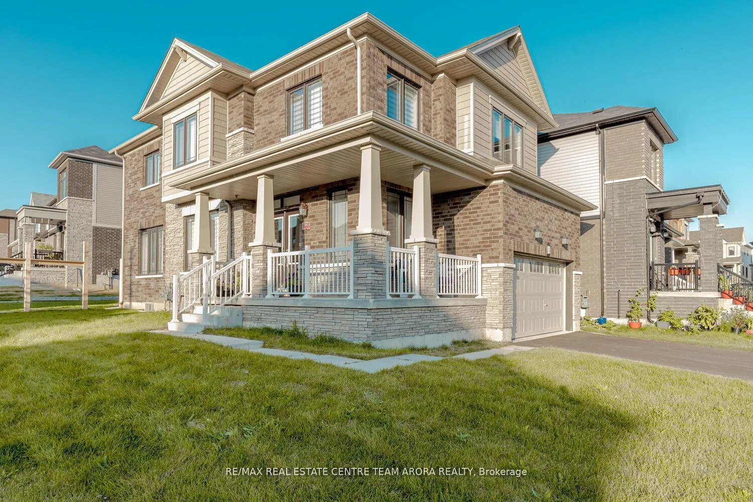 Photo 3 of 40 Santos Drive, Haldimand — HOMEH