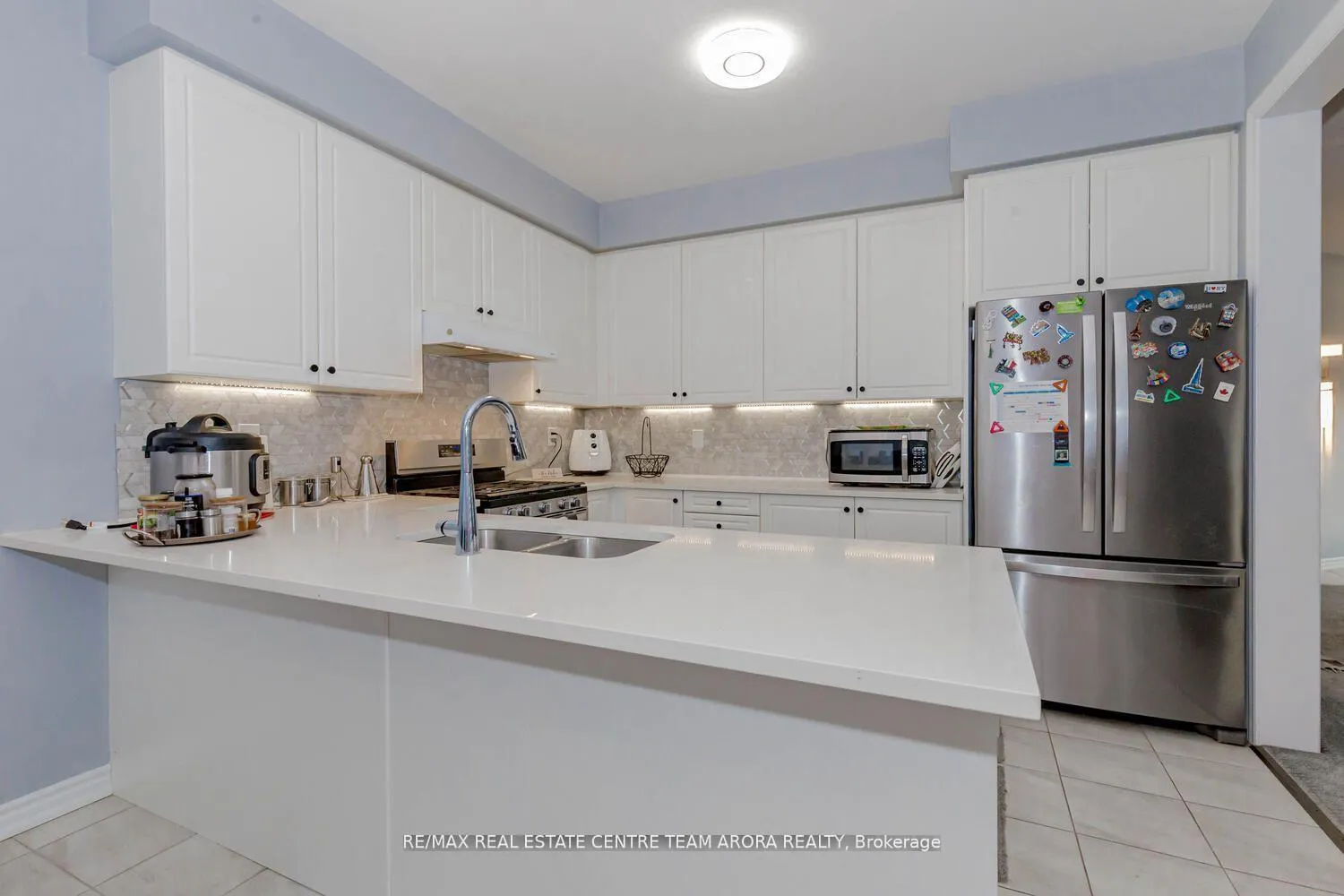 Photo 13 of 40 Santos Drive, Haldimand — HOMEH