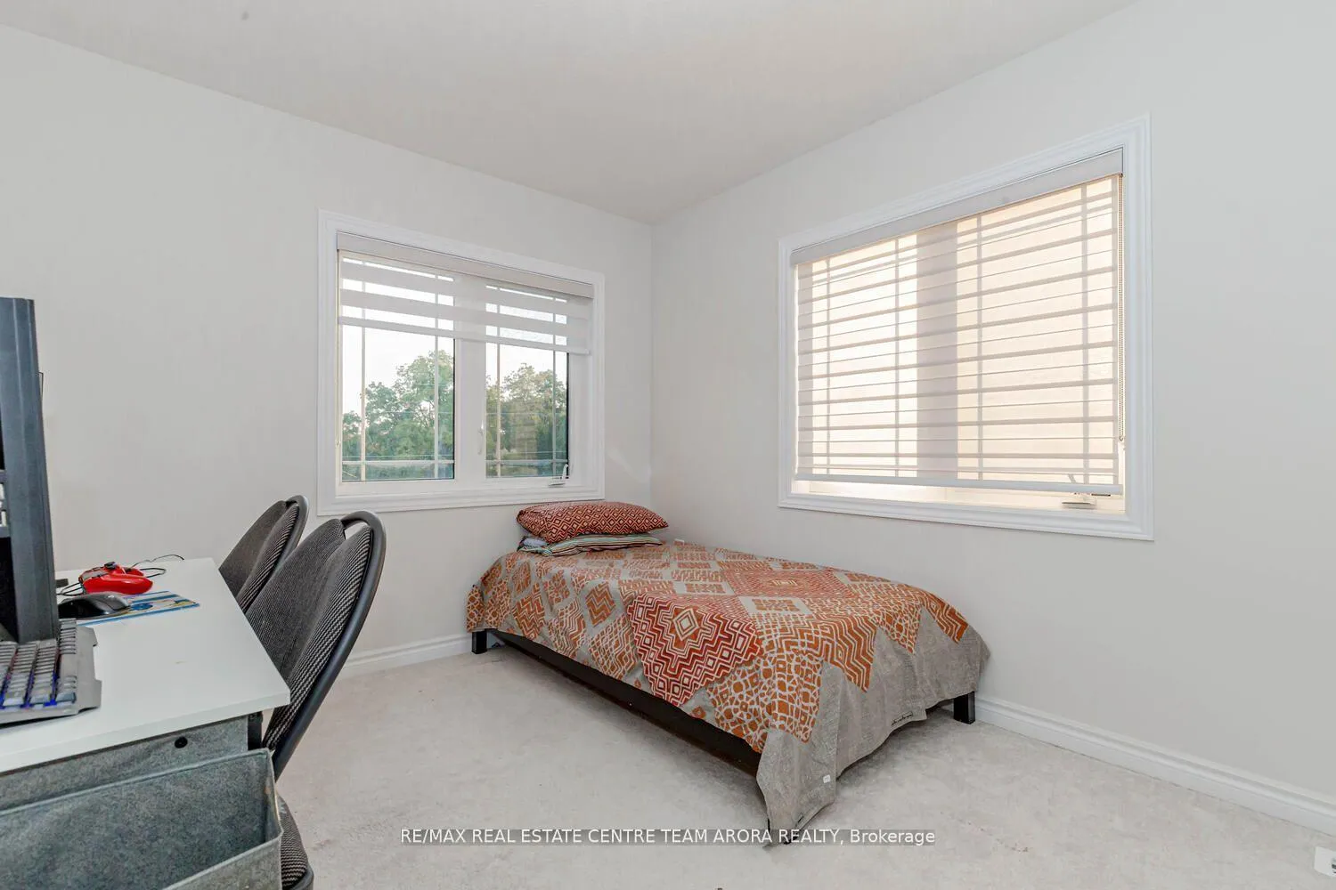 Photo 25 of 40 Santos Drive, Haldimand — HOMEH