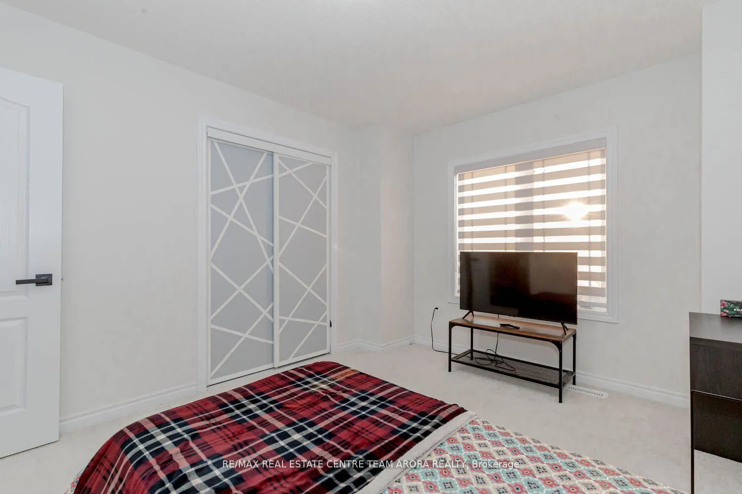 Photo 31 of 40 Santos Drive, Haldimand — HOMEH