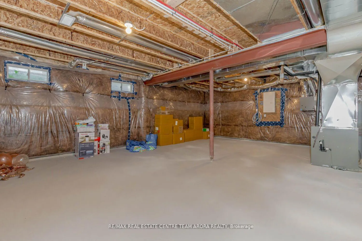 Photo 33 of 40 Santos Drive, Haldimand — HOMEH