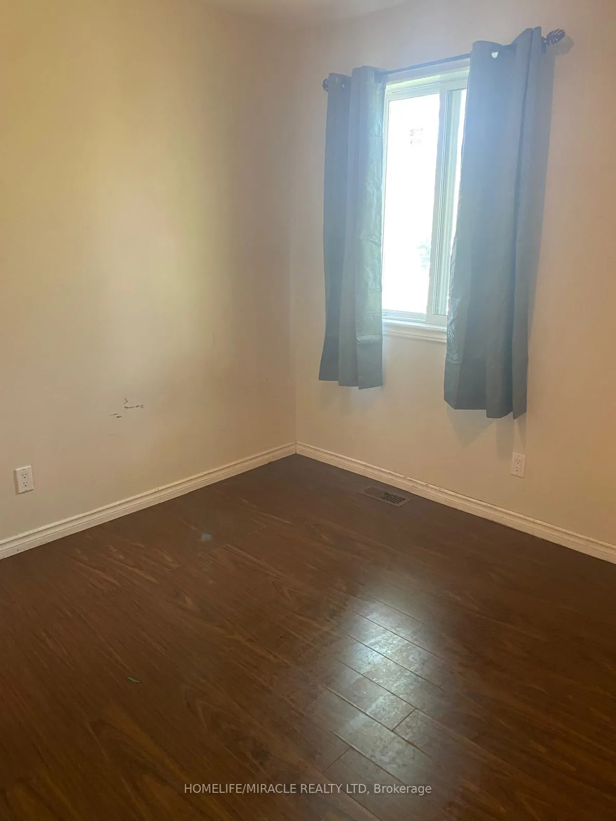 Photo 3 of Unit Unit 2, 18 Ormerod Street, Scarborough, Malvern — HOMEH