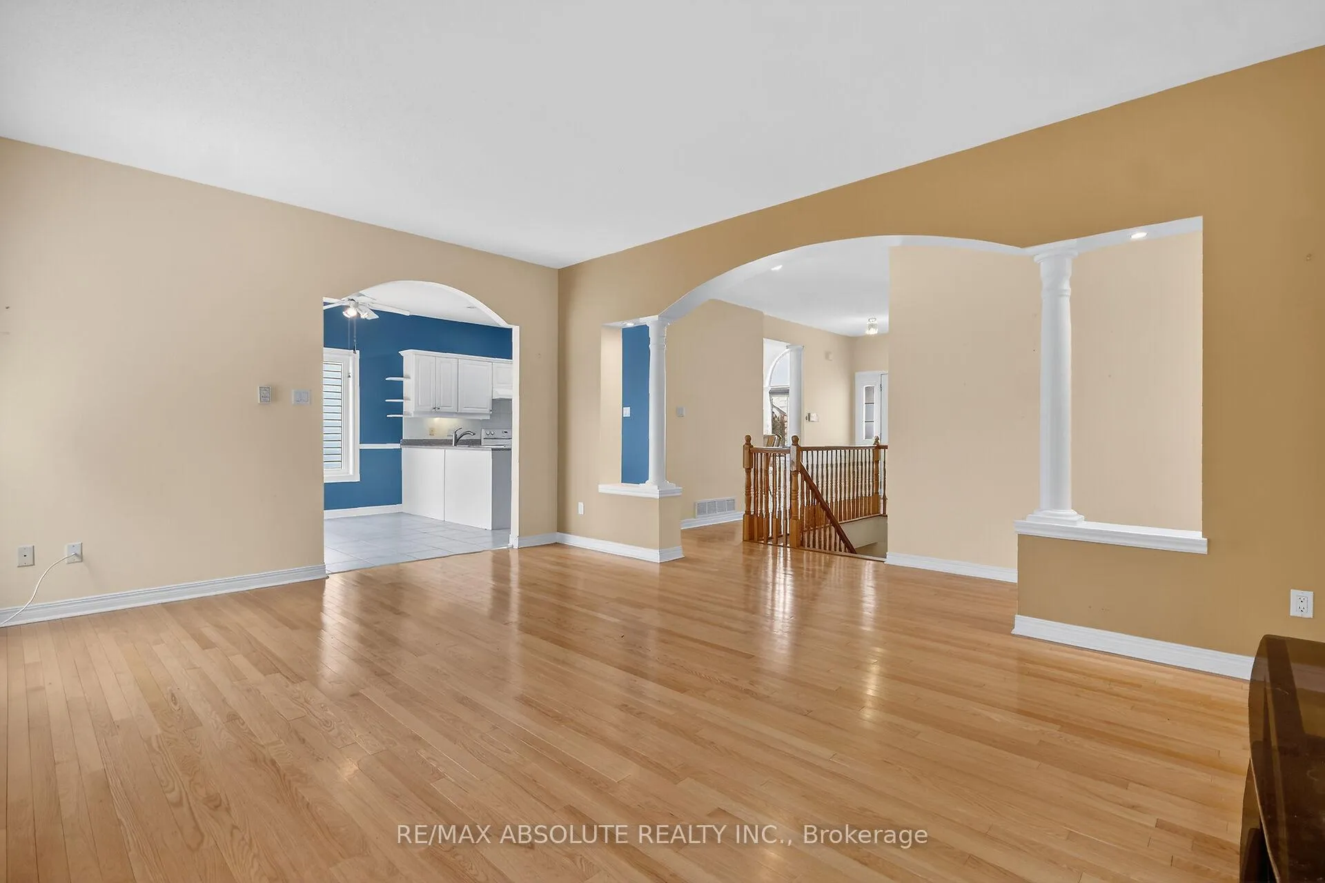 Photo 16 of 17 Ammolite Street, Ottawa, Stittsville (Central) — HOMEH
