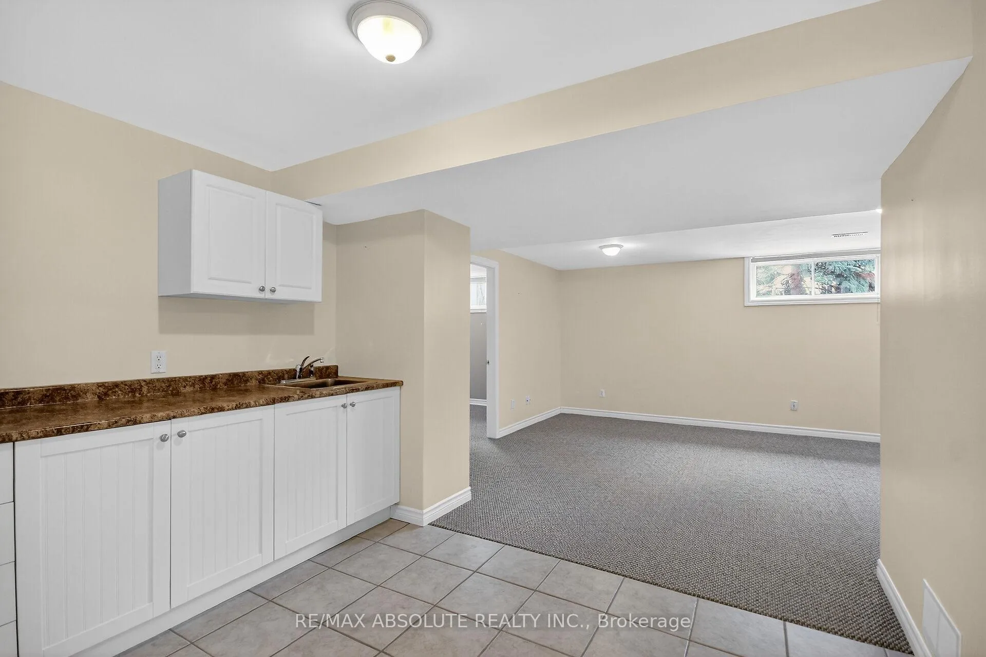 Photo 37 of 17 Ammolite Street, Ottawa, Stittsville (Central) — HOMEH