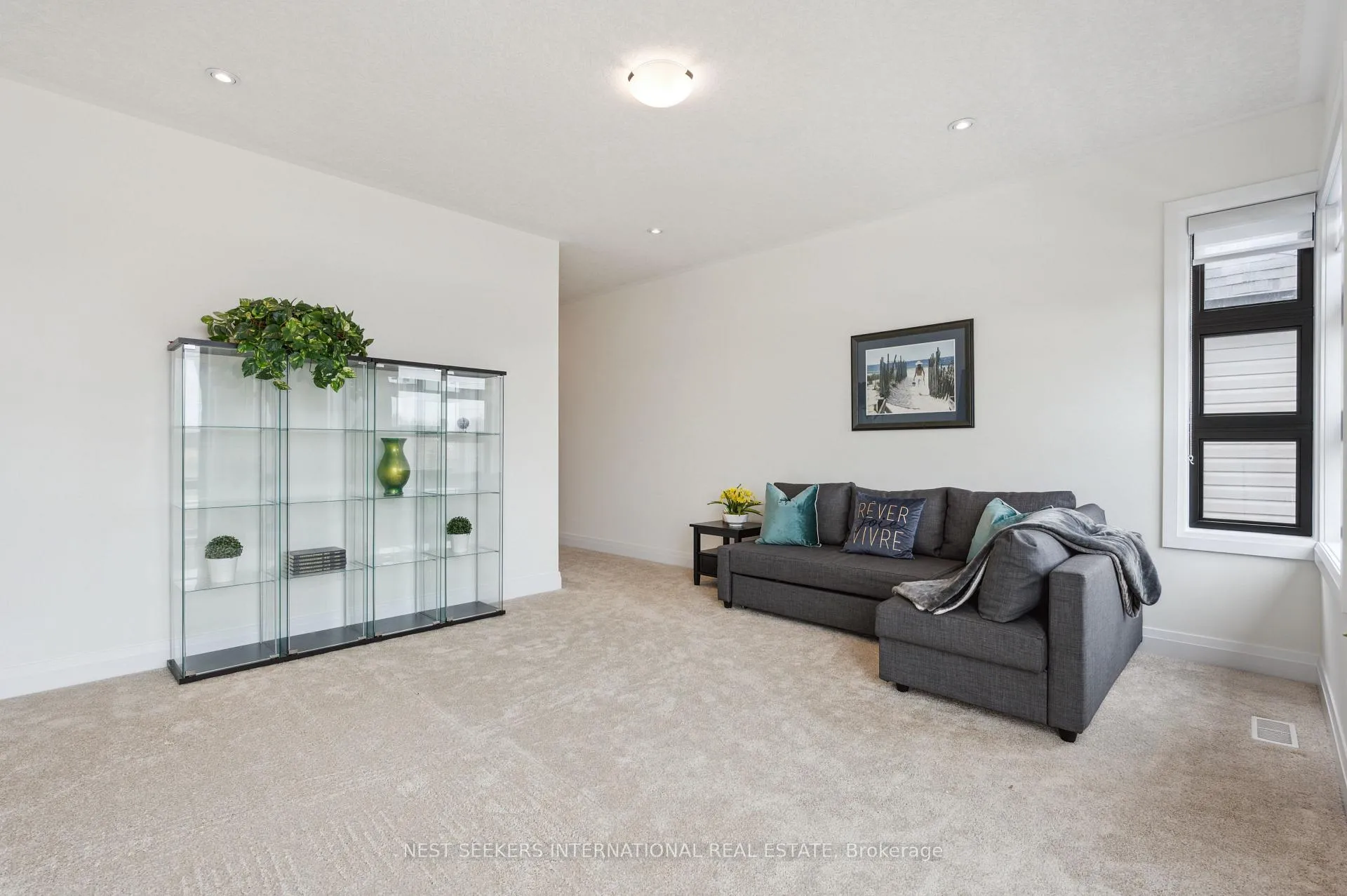 Photo 14 of 166 Shaded Creek Drive, Kitchener — HOMEH