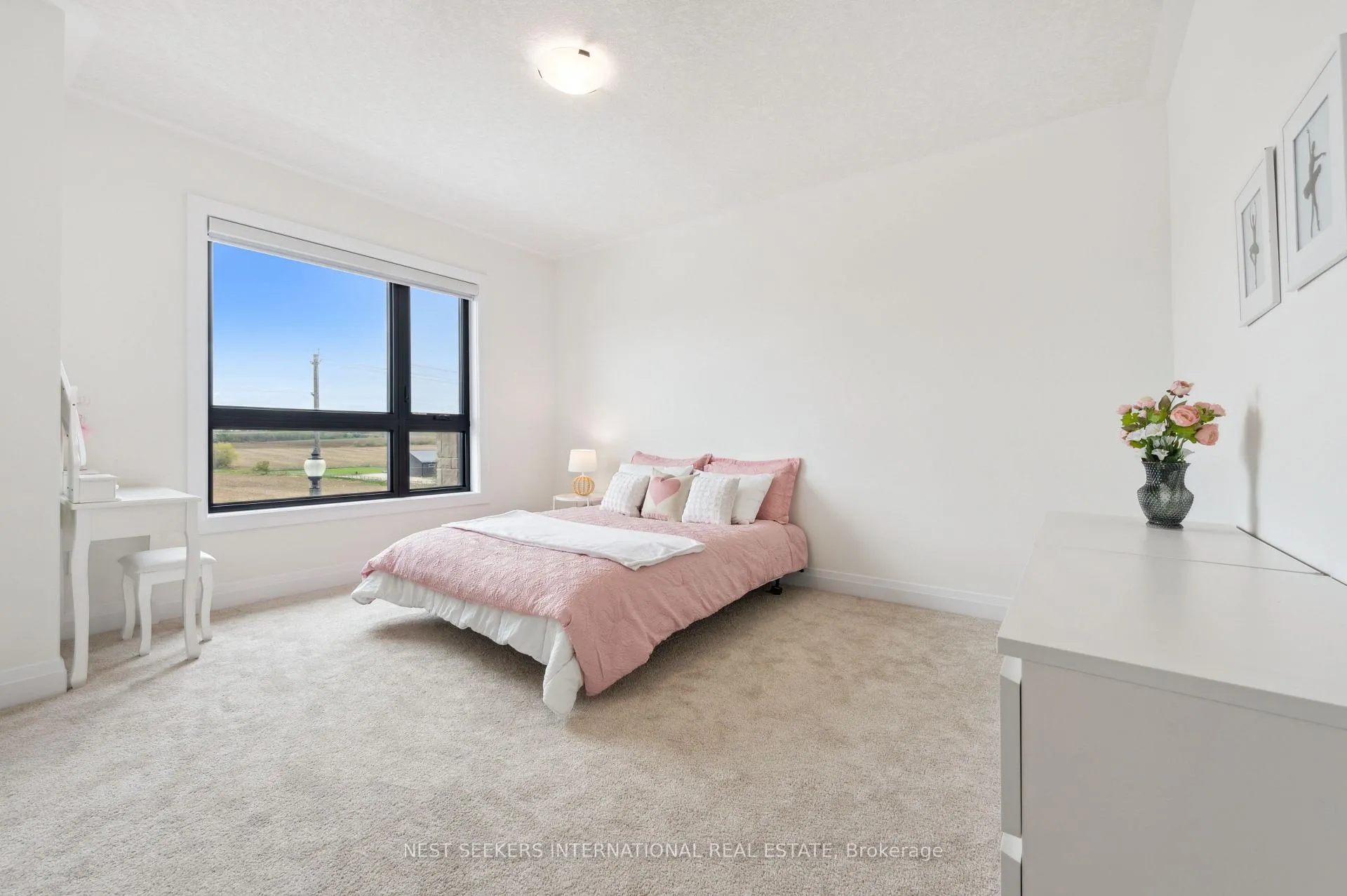 Photo 17 of 166 Shaded Creek Drive, Kitchener — HOMEH