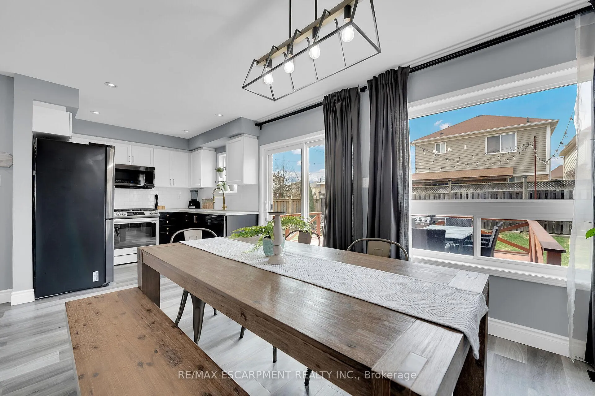 Photo 8 of 104 Powell Drive, Hamilton, Binbrook — HOMEH