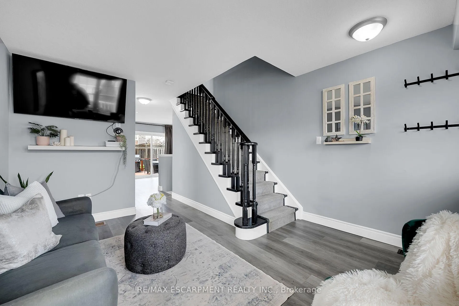 Photo 15 of 104 Powell Drive, Hamilton, Binbrook — HOMEH