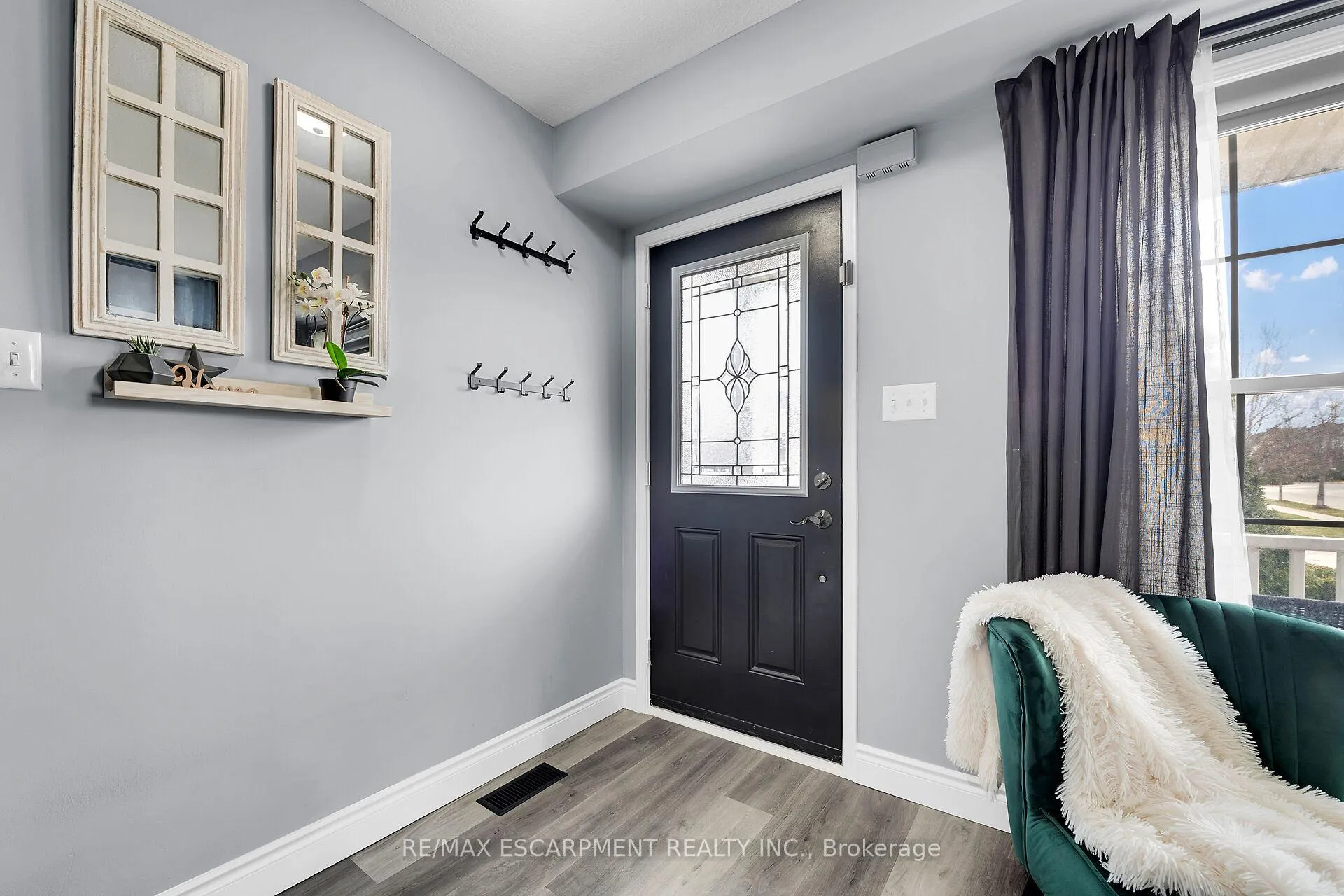 Photo 16 of 104 Powell Drive, Hamilton, Binbrook — HOMEH