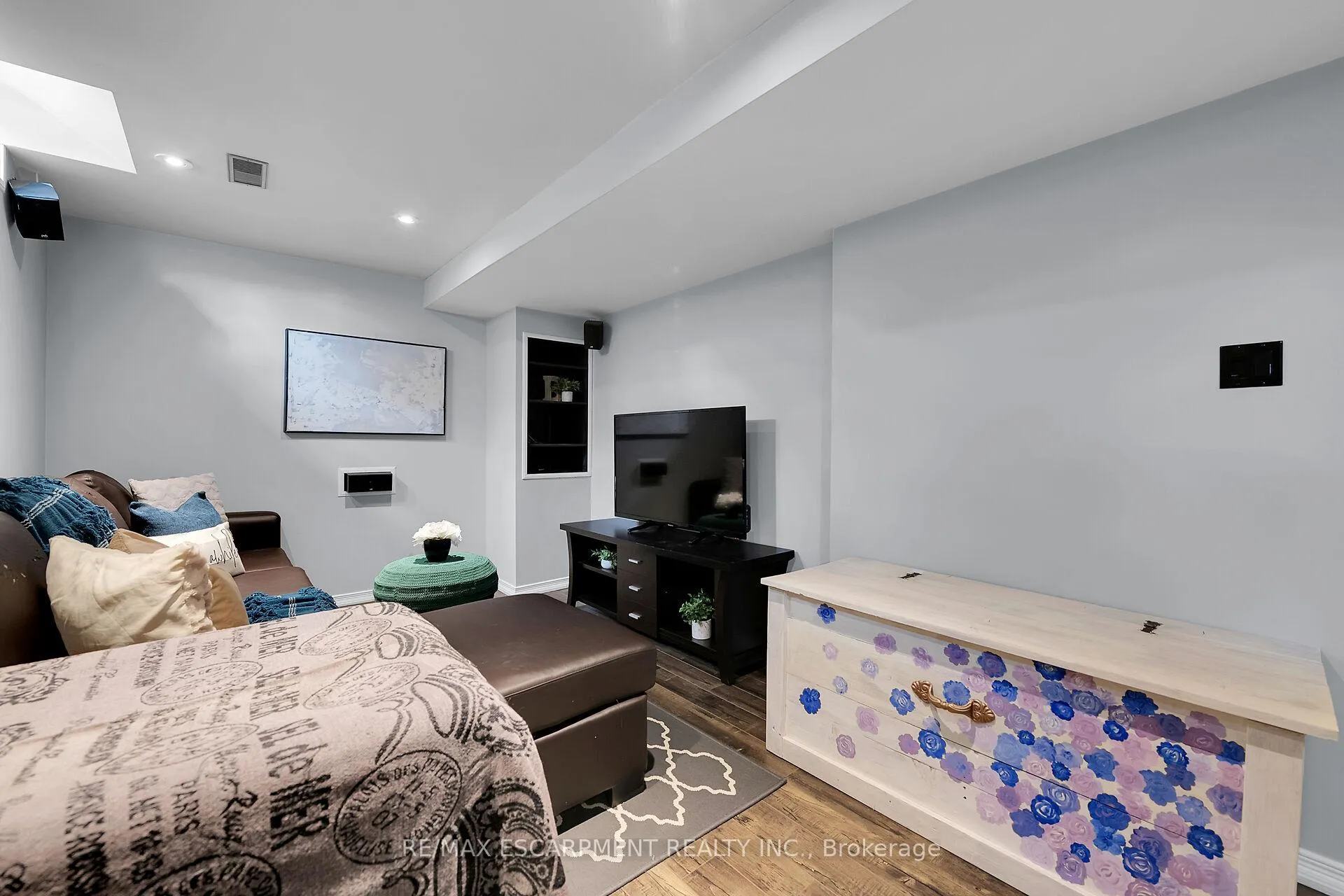 Photo 29 of 104 Powell Drive, Hamilton, Binbrook — HOMEH