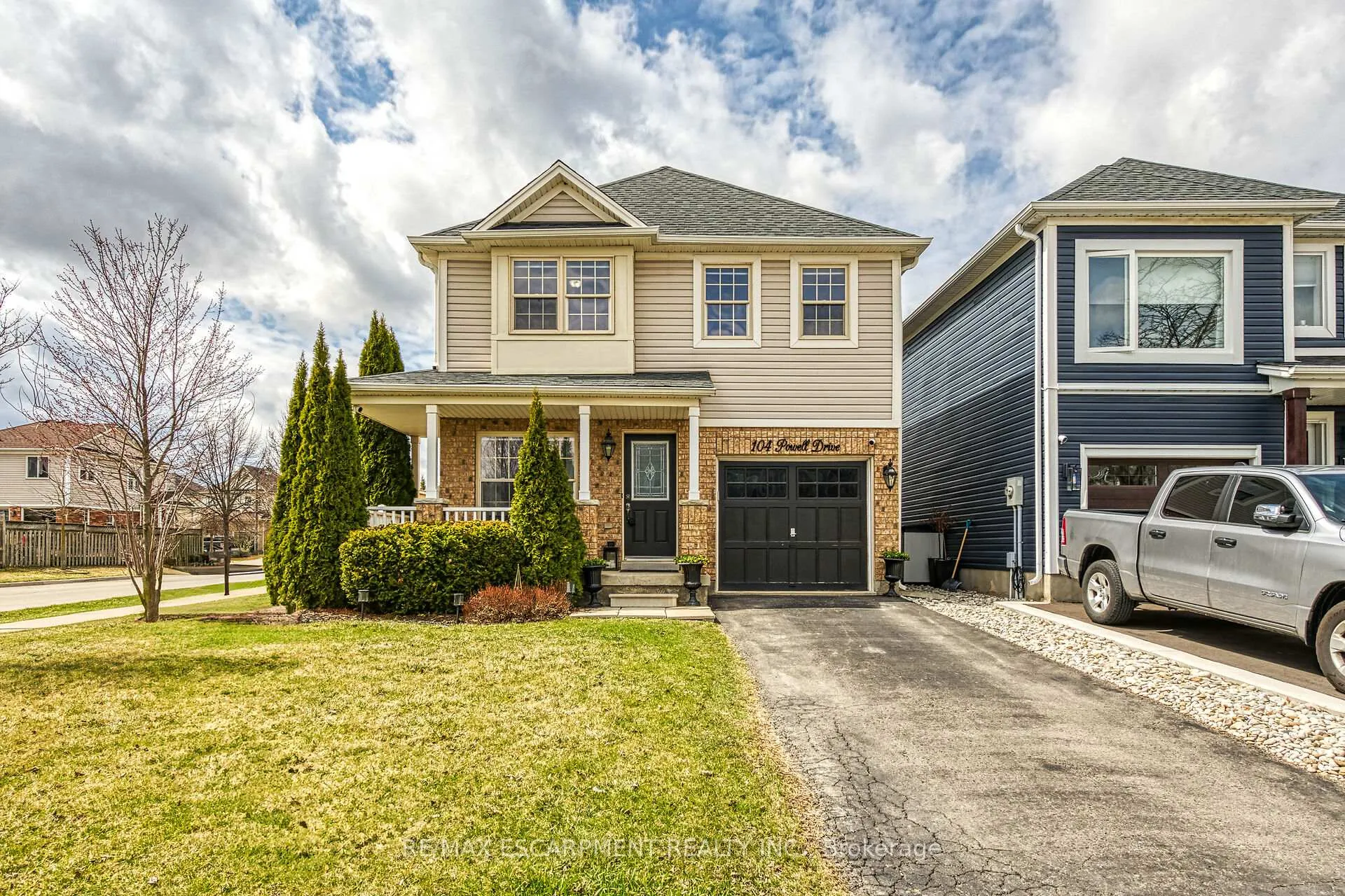 Photo 43 of 104 Powell Drive, Hamilton, Binbrook — HOMEH
