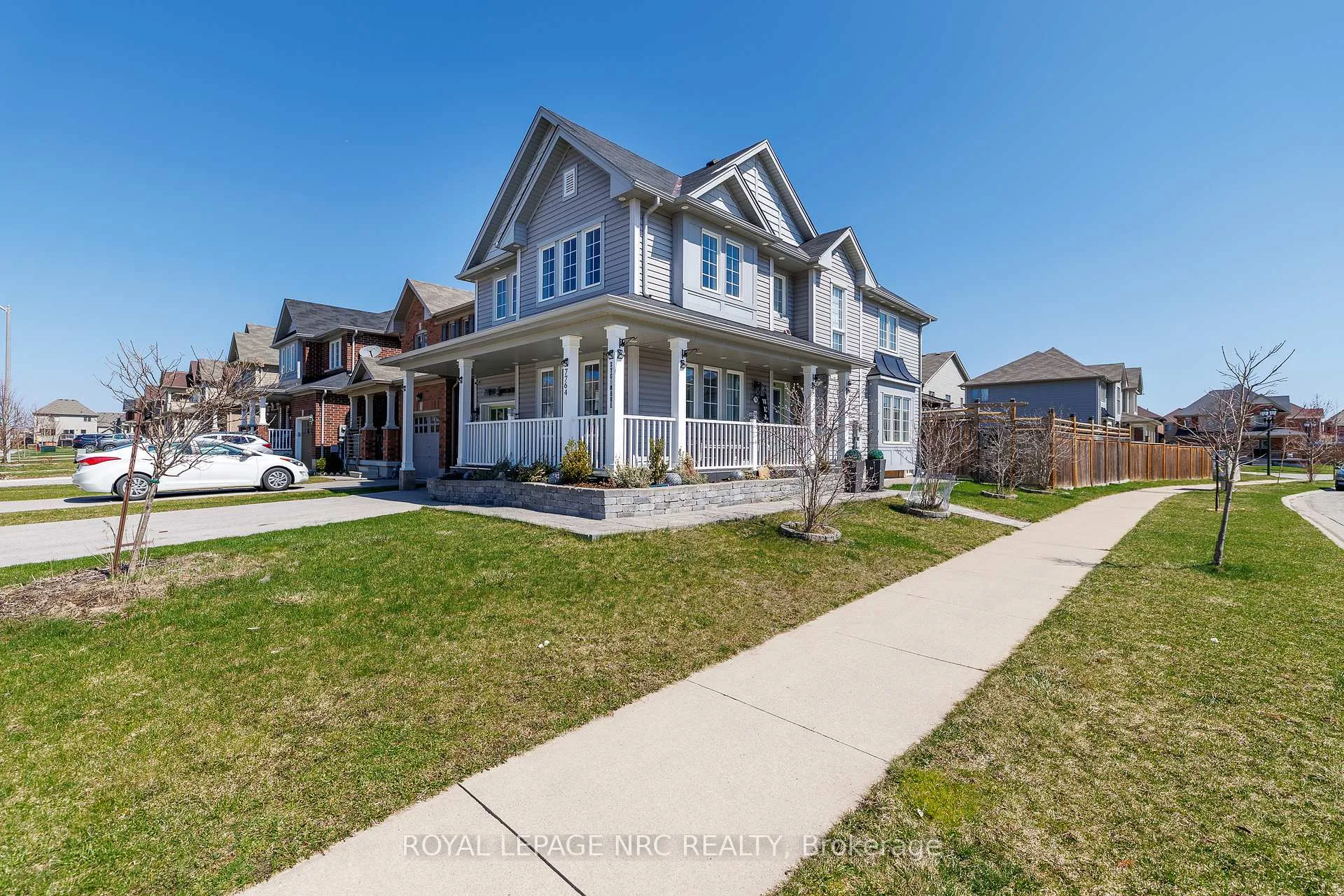 Photo 3 of 7764 Sycamore Drive, Niagara Falls, Oldfield — HOMEH