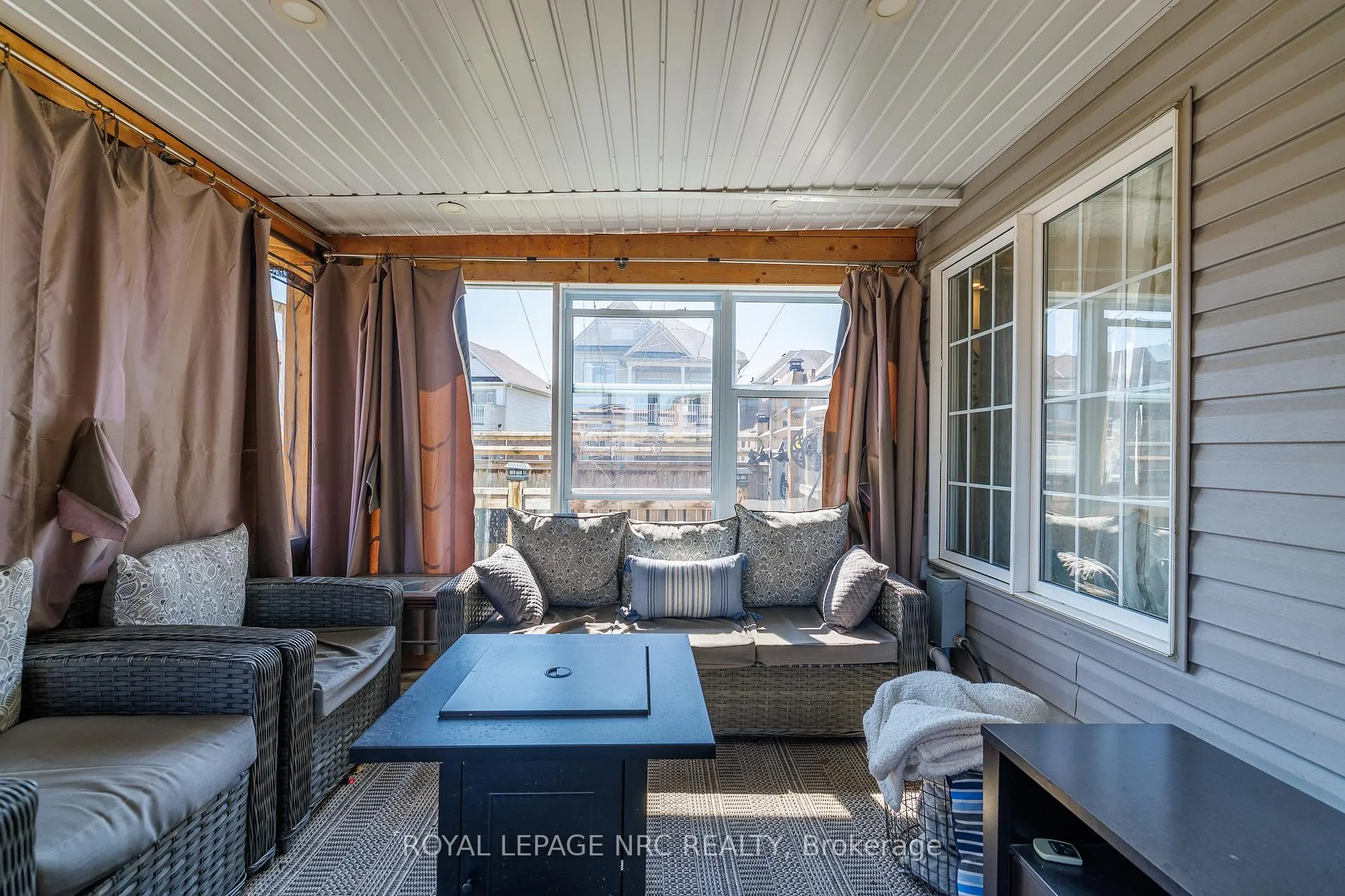 Photo 13 of 7764 Sycamore Drive, Niagara Falls, Oldfield — HOMEH