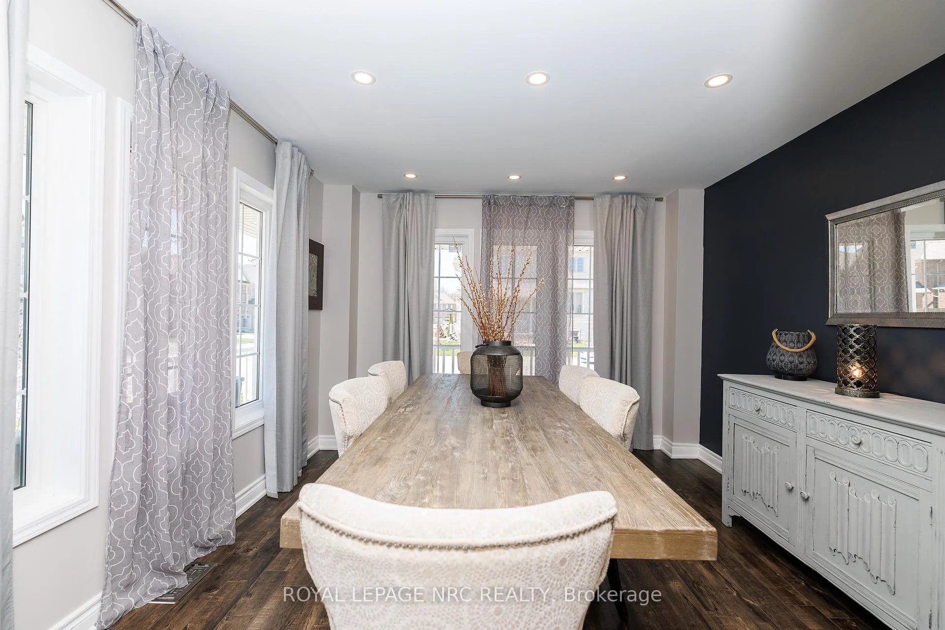Photo 17 of 7764 Sycamore Drive, Niagara Falls, Oldfield — HOMEH