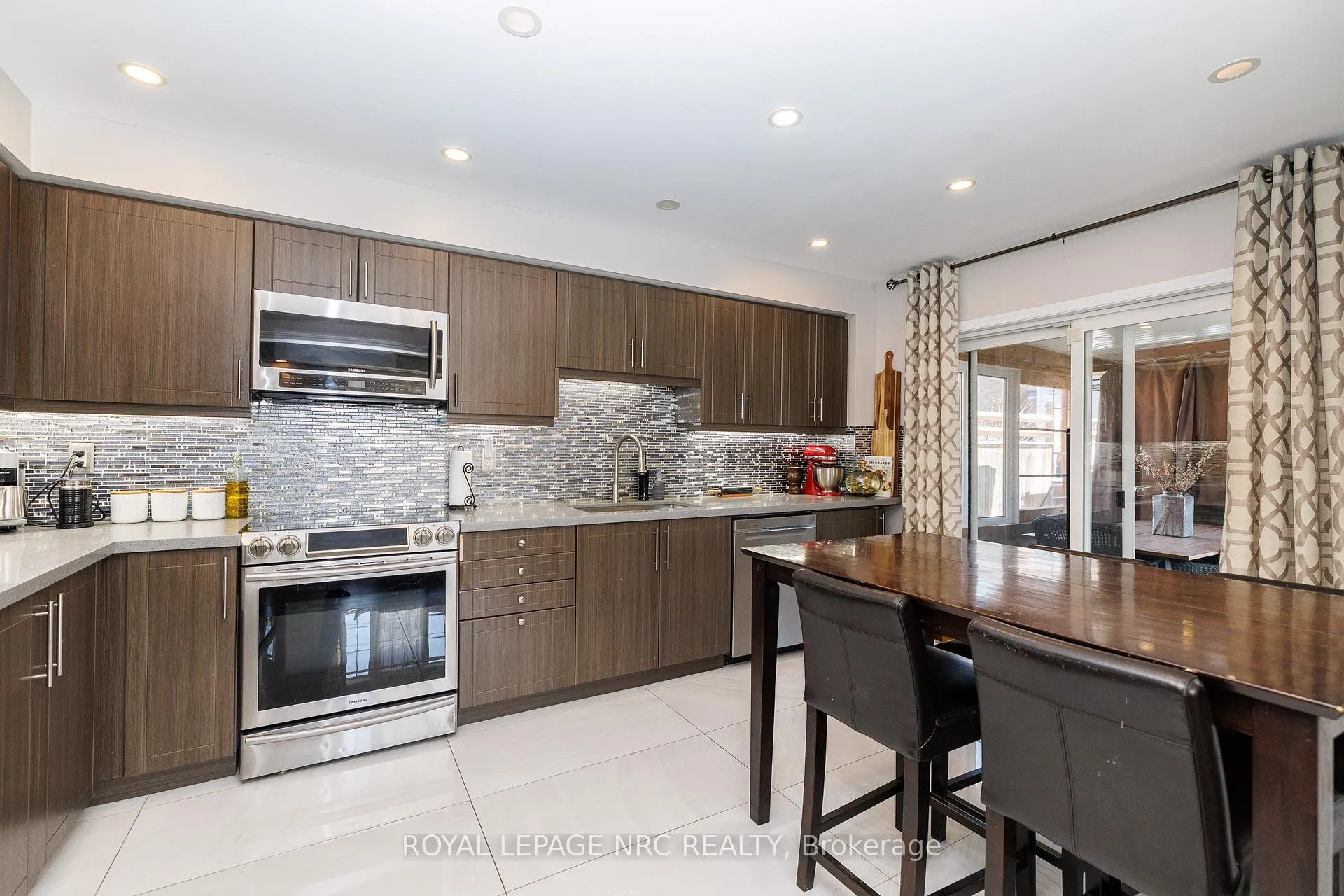 Photo 24 of 7764 Sycamore Drive, Niagara Falls, Oldfield — HOMEH