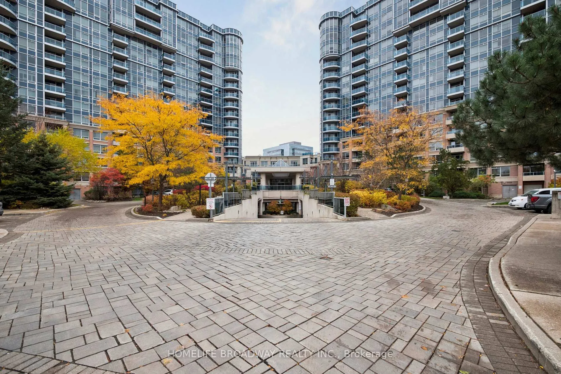 Photo 2 of Unit 253, 23 Cox Boulevard, Markham, Unionville — HOMEH