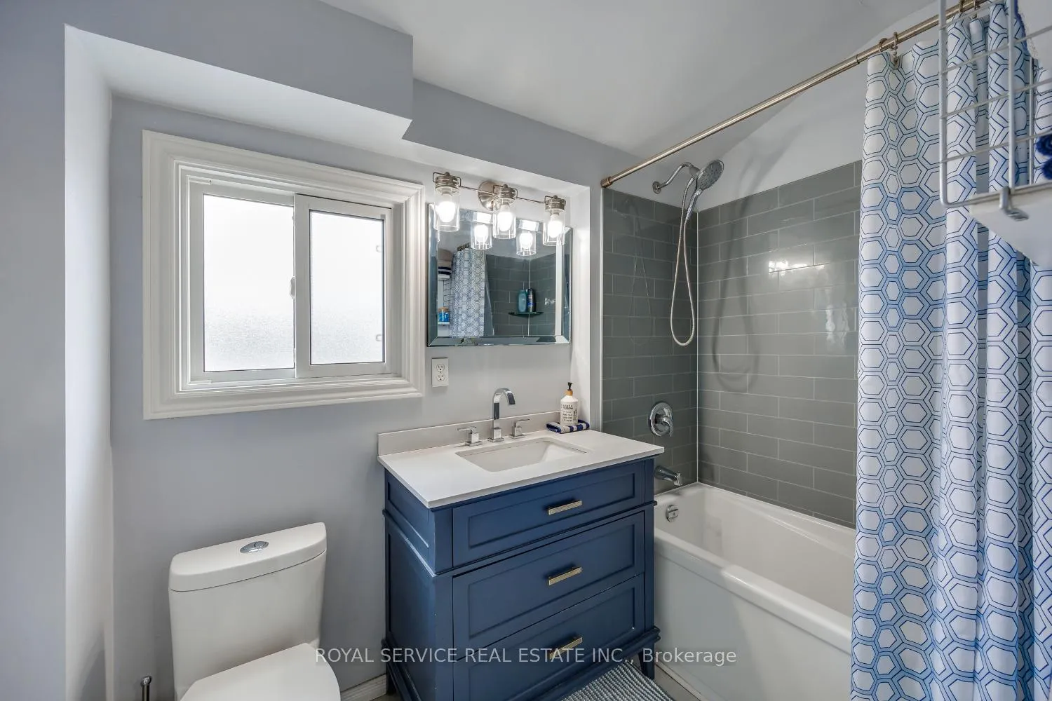 Photo 25 of 577 Braidwood Avenue, Peterborough, Otonabee Ward 1 — HOMEH
