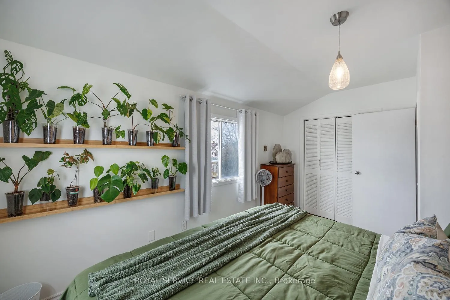 Photo 29 of 577 Braidwood Avenue, Peterborough, Otonabee Ward 1 — HOMEH