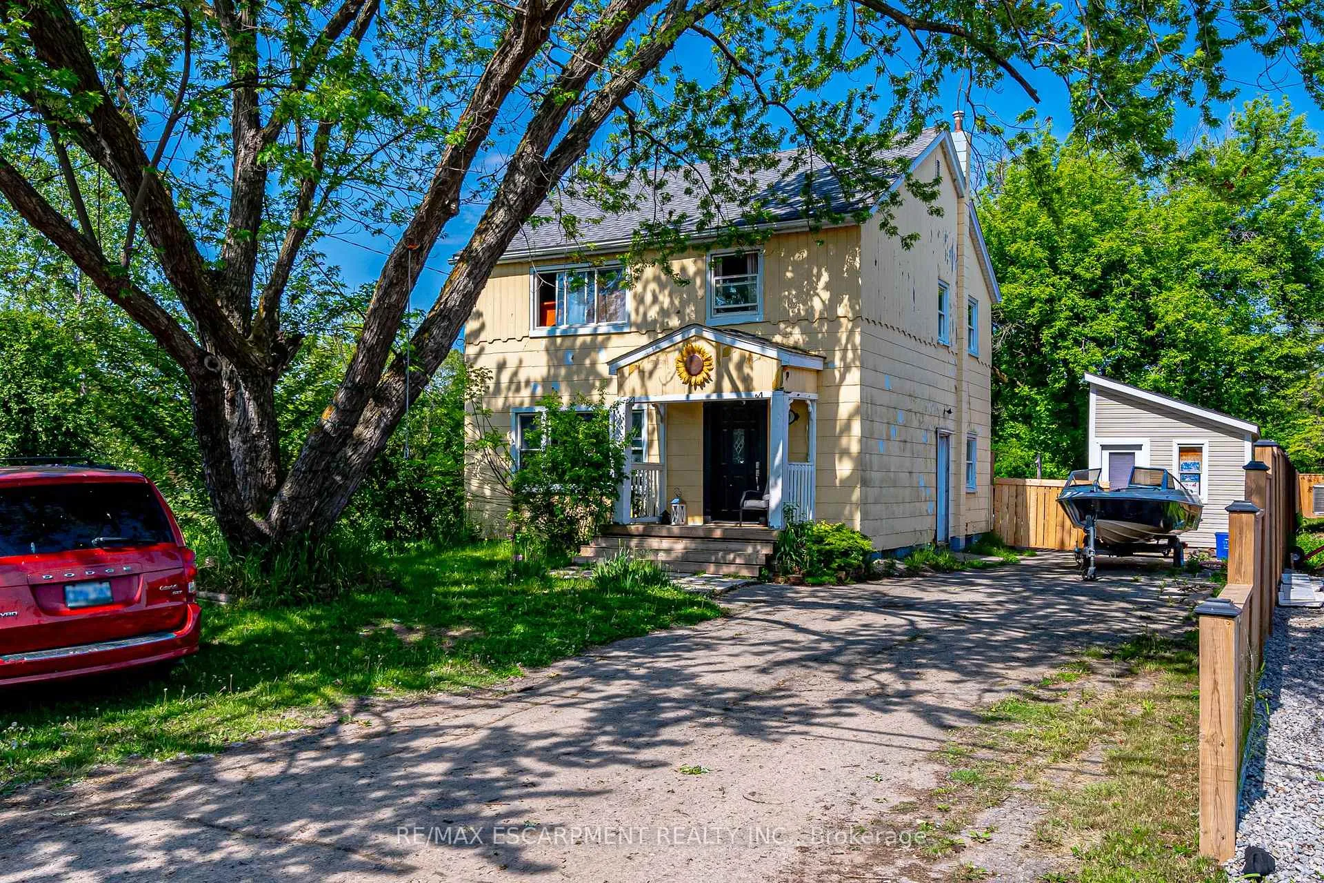 Photo 1 of 293 Fifty Road, Hamilton, Winona — HOMEH
