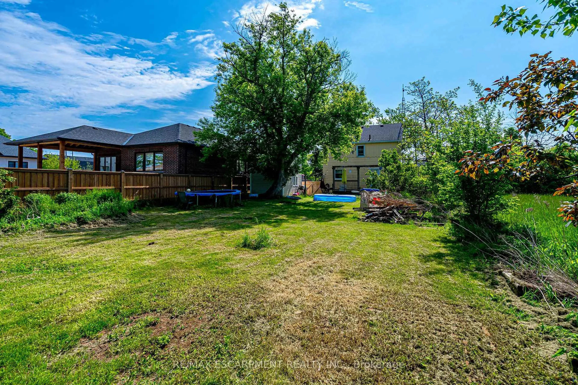 Photo 10 of 293 Fifty Road, Hamilton, Winona — HOMEH