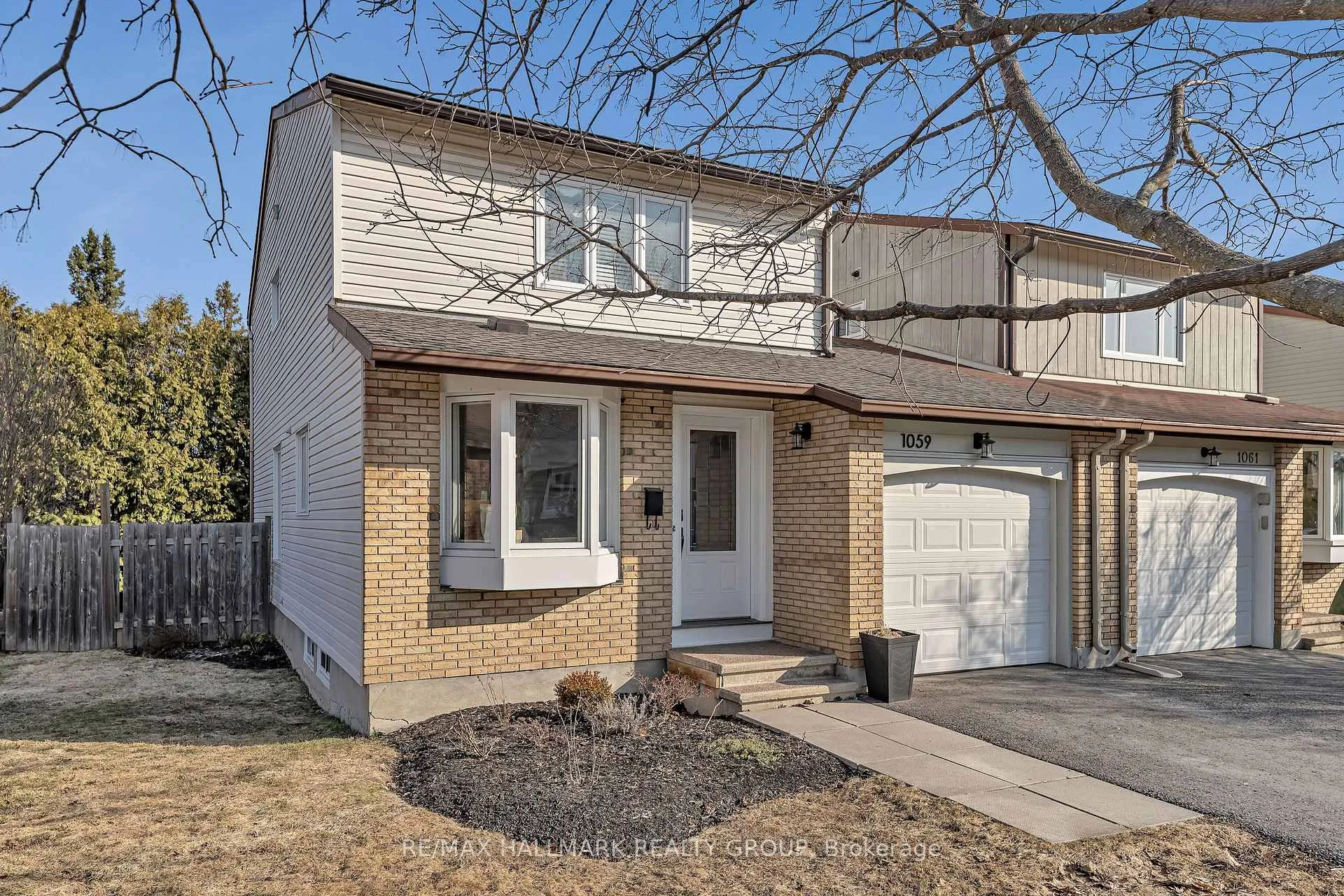 Photo 1 of 1059 Avignon Court, Ottawa, Orleans Wood — HOMEH