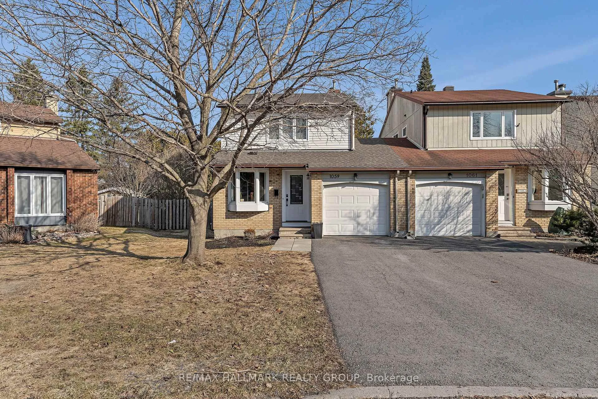 Photo 2 of 1059 Avignon Court, Ottawa, Orleans Wood — HOMEH