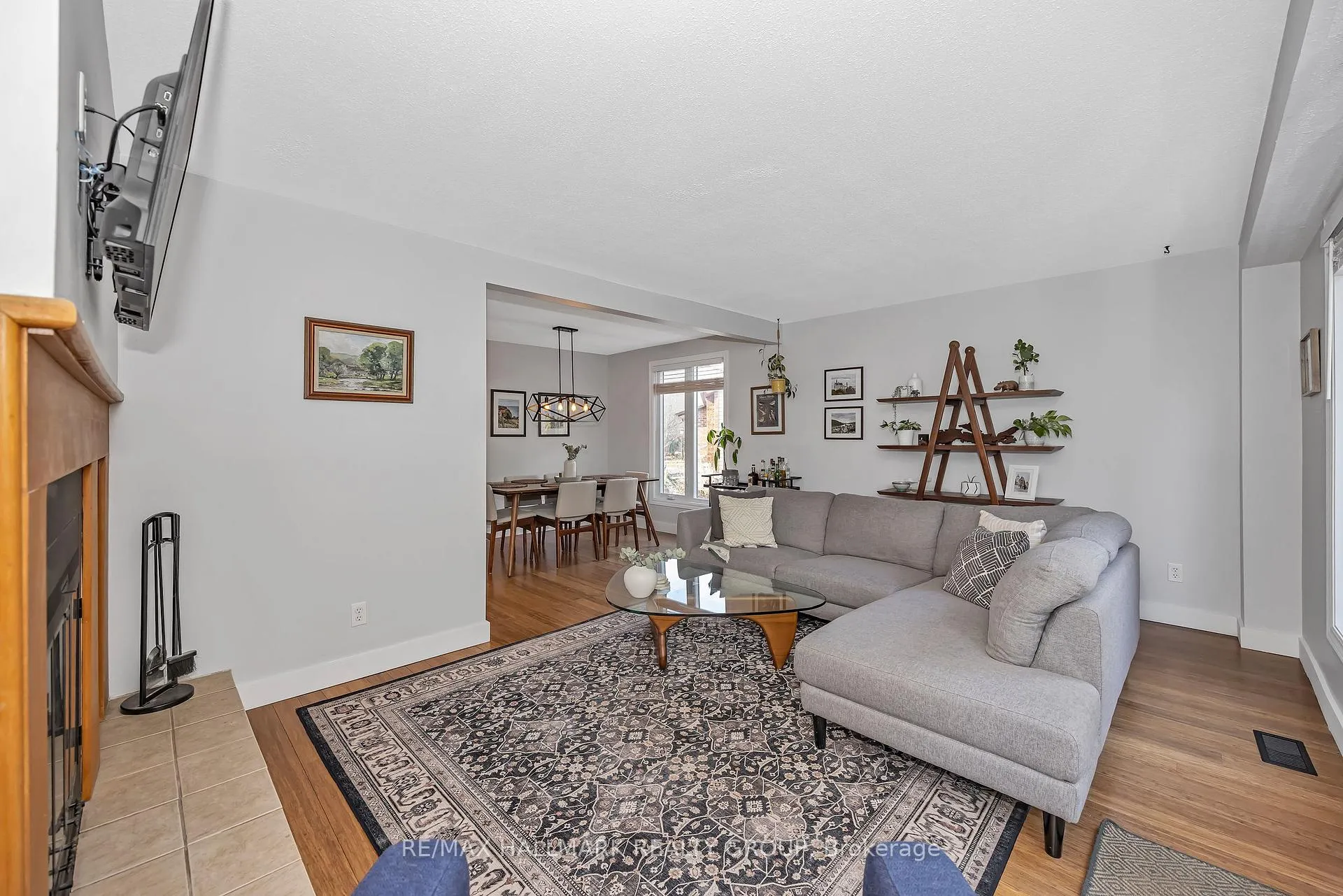 Photo 18 of 1059 Avignon Court, Ottawa, Orleans Wood — HOMEH
