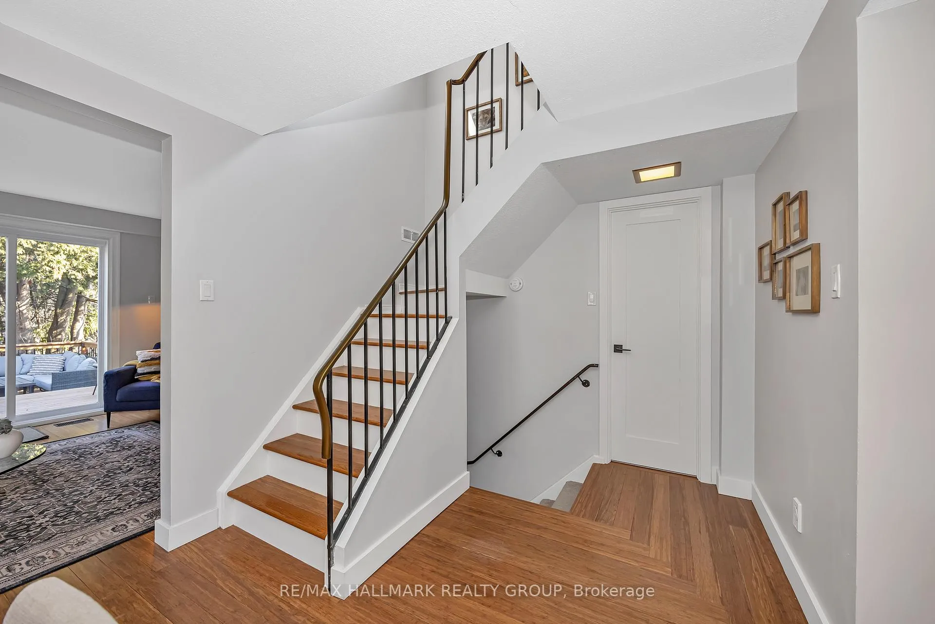 Photo 20 of 1059 Avignon Court, Ottawa, Orleans Wood — HOMEH