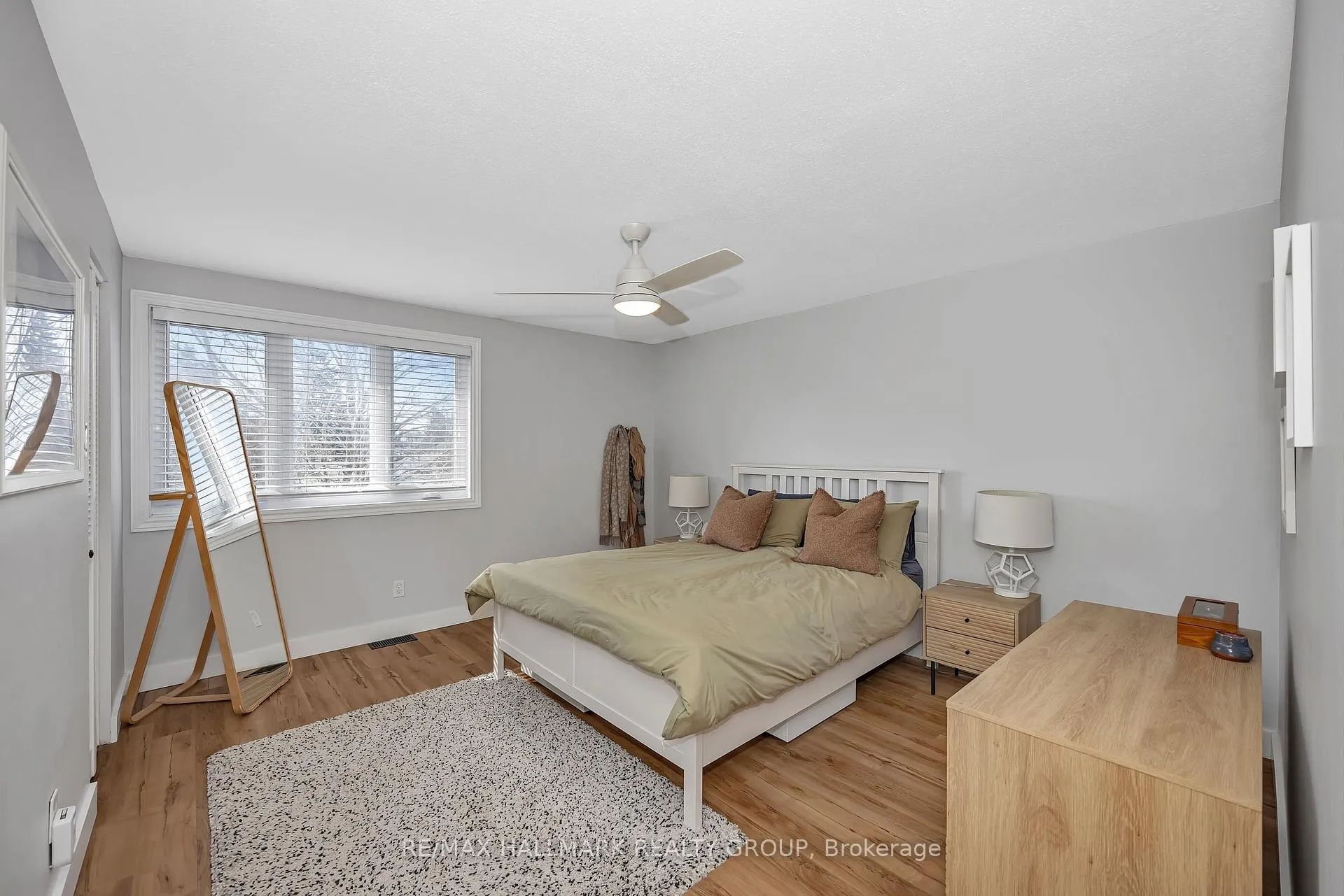 Photo 22 of 1059 Avignon Court, Ottawa, Orleans Wood — HOMEH