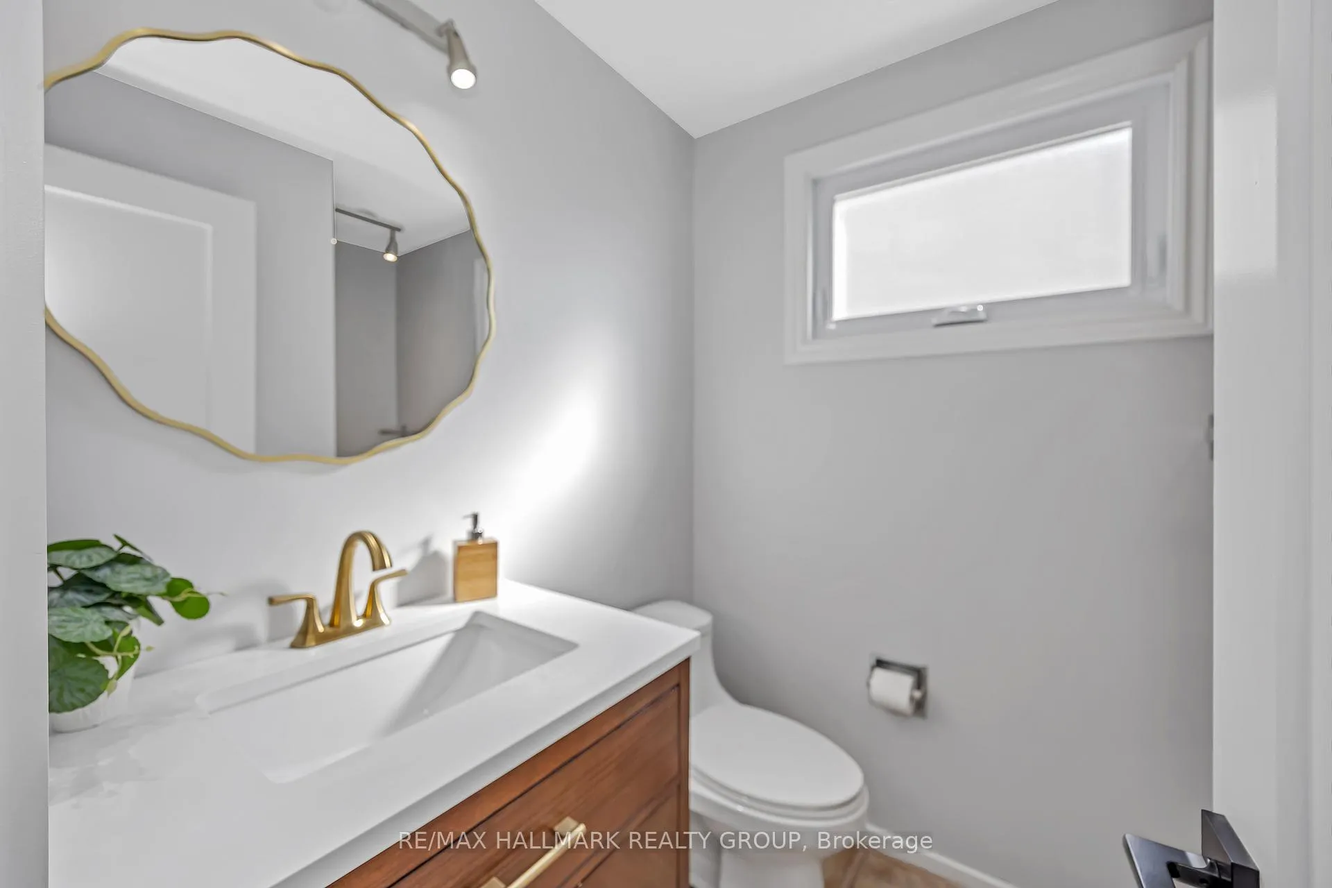 Photo 25 of 1059 Avignon Court, Ottawa, Orleans Wood — HOMEH