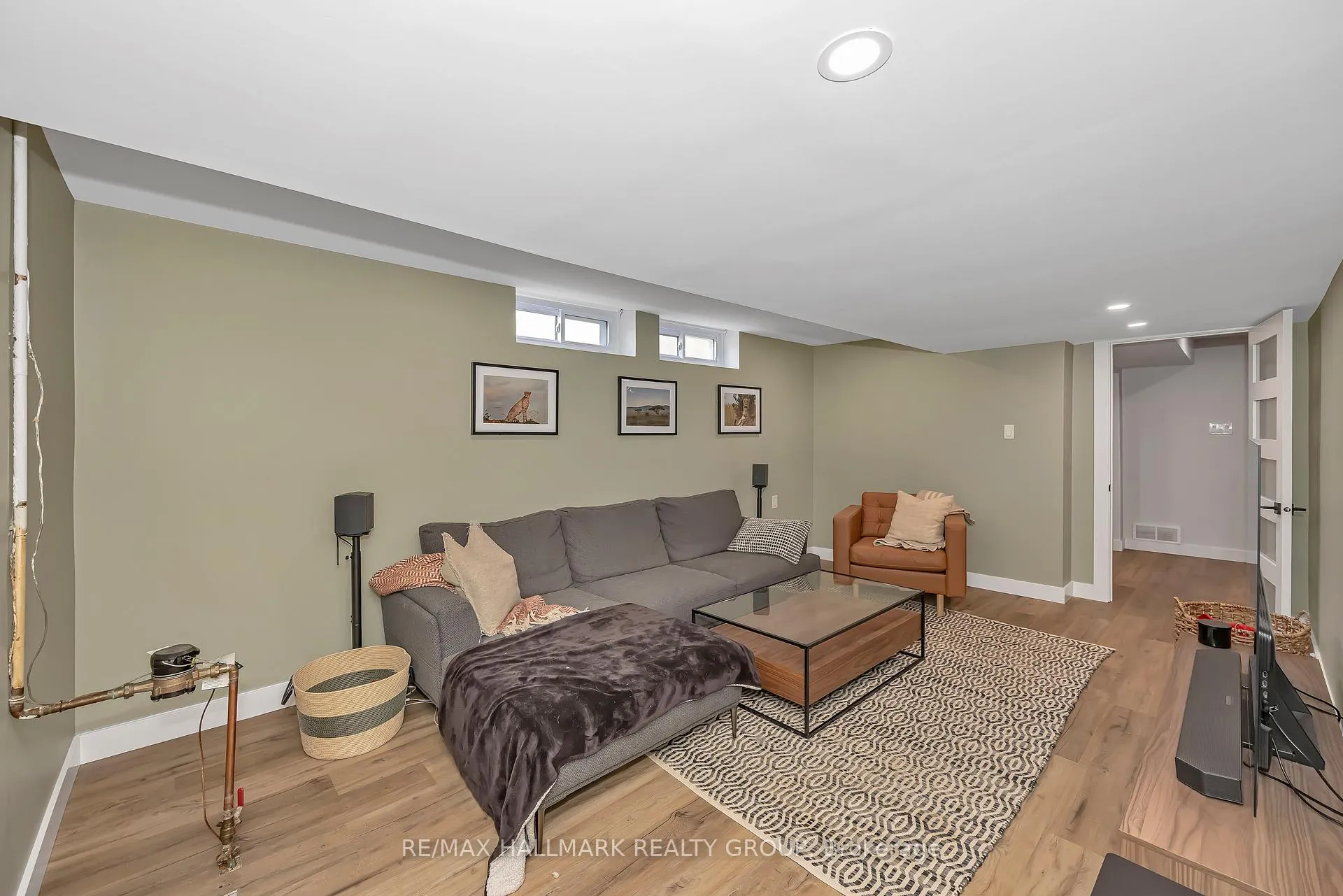 Photo 35 of 1059 Avignon Court, Ottawa, Orleans Wood — HOMEH