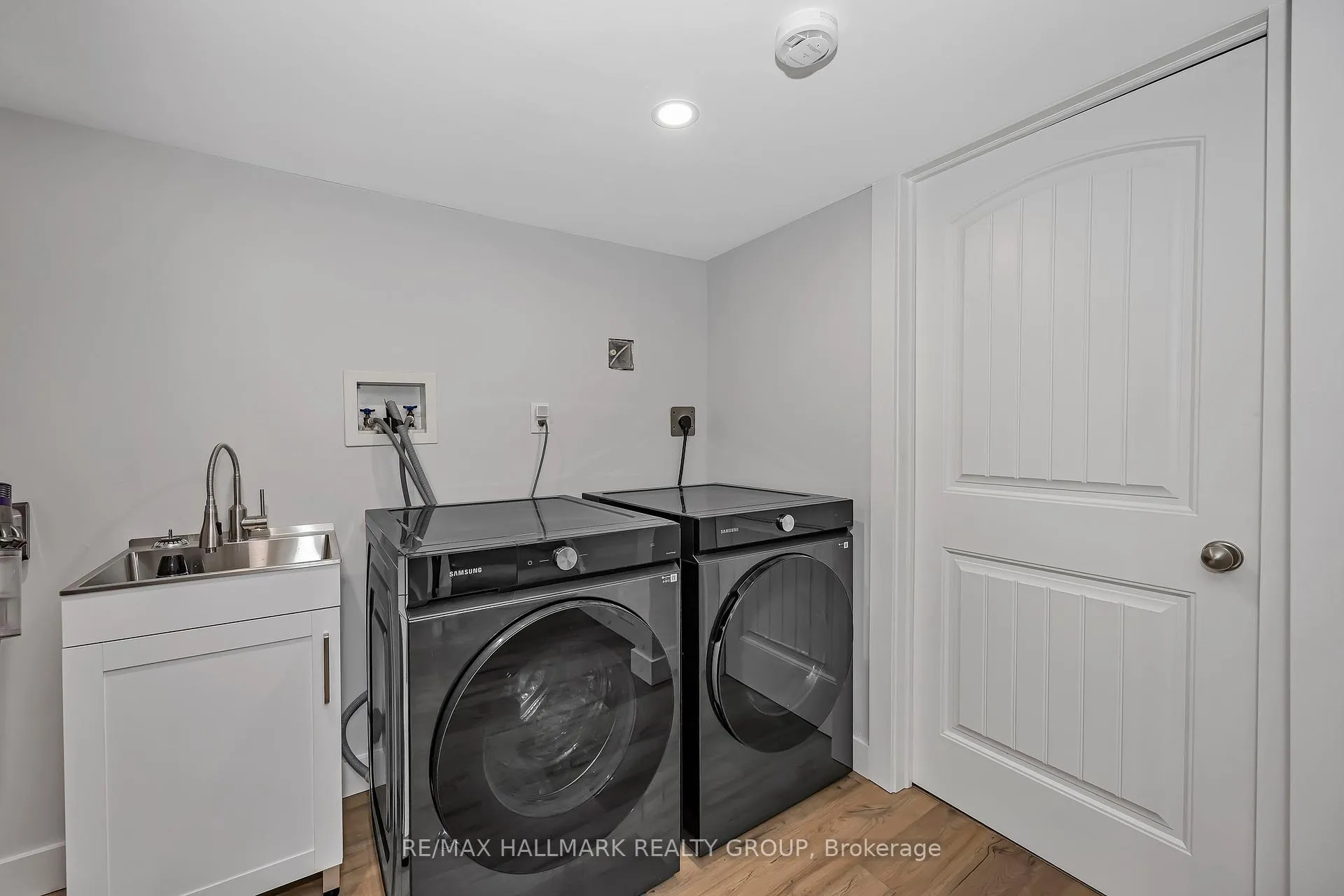 Photo 37 of 1059 Avignon Court, Ottawa, Orleans Wood — HOMEH