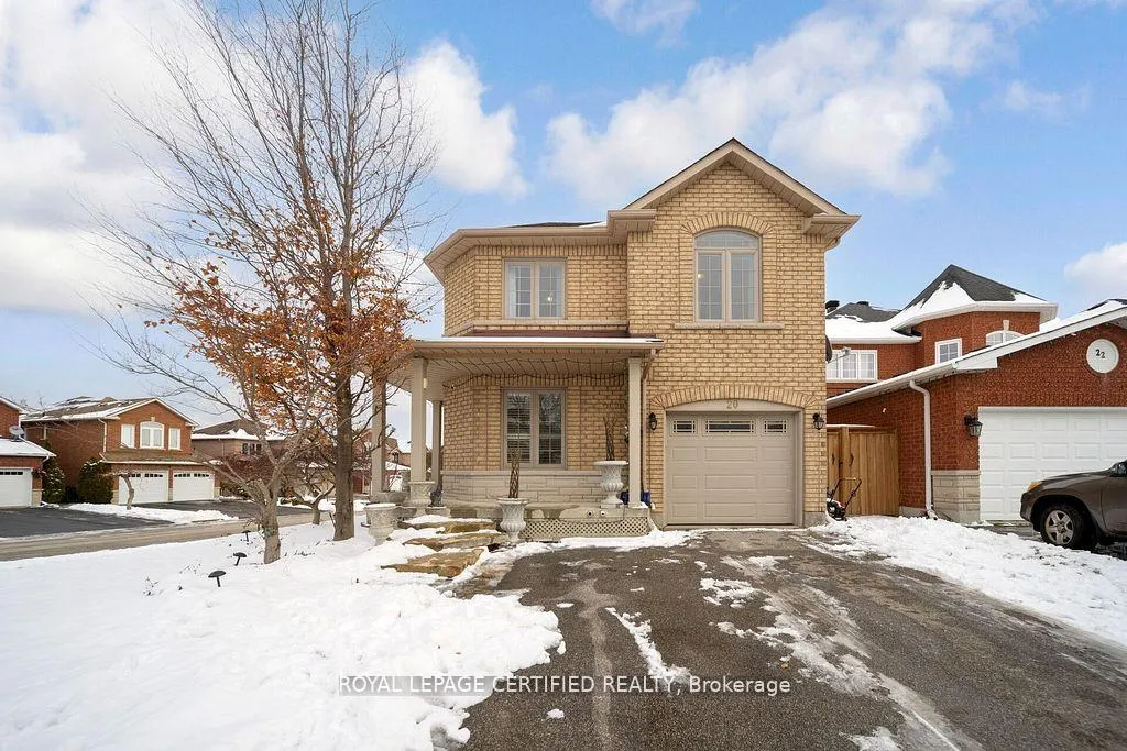 Photo 1 of 20 Country Stroll Crescent, Caledon, Bolton West — HOMEH